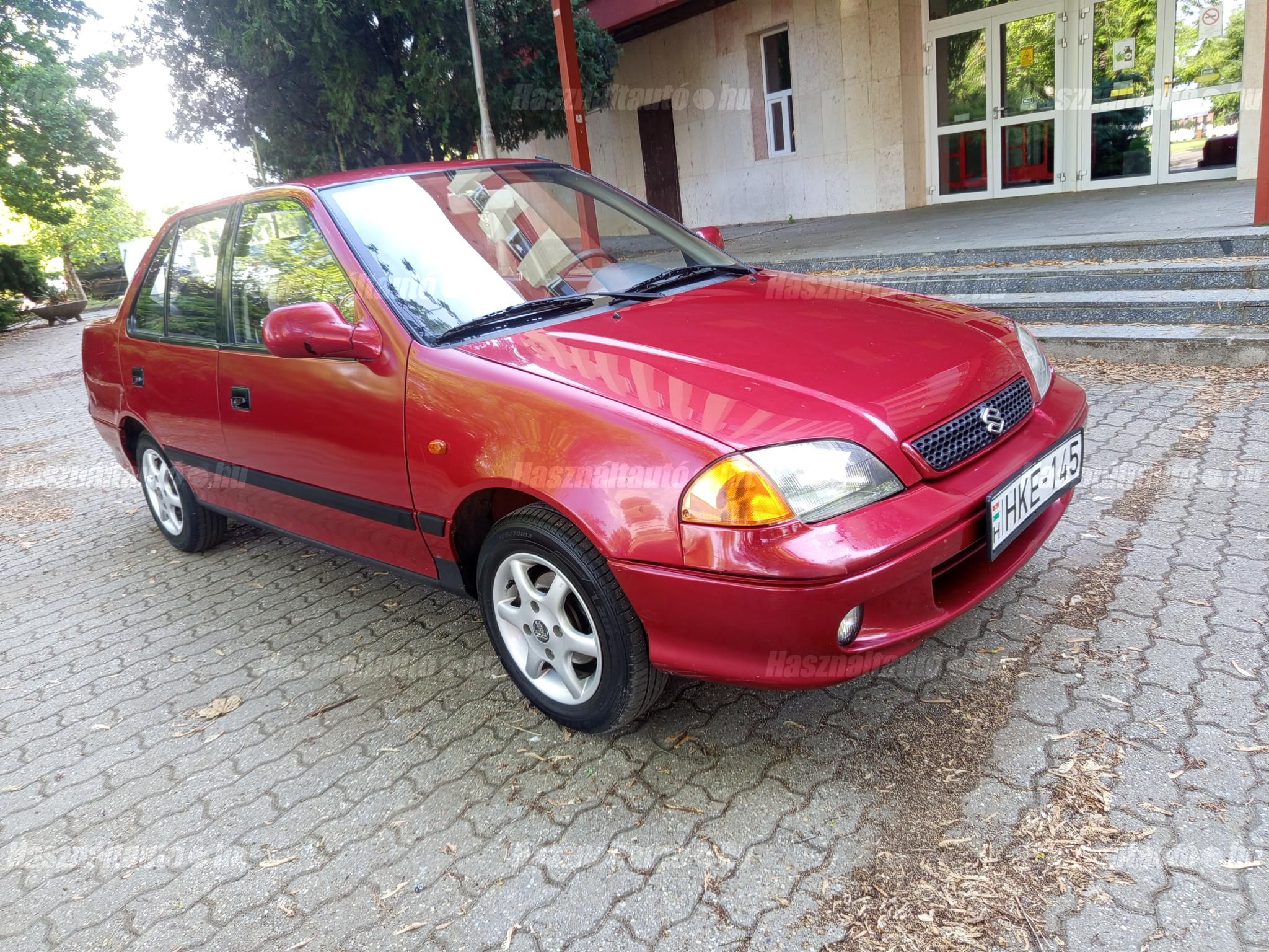 SUZUKI SWIFT 2000/12 - 1