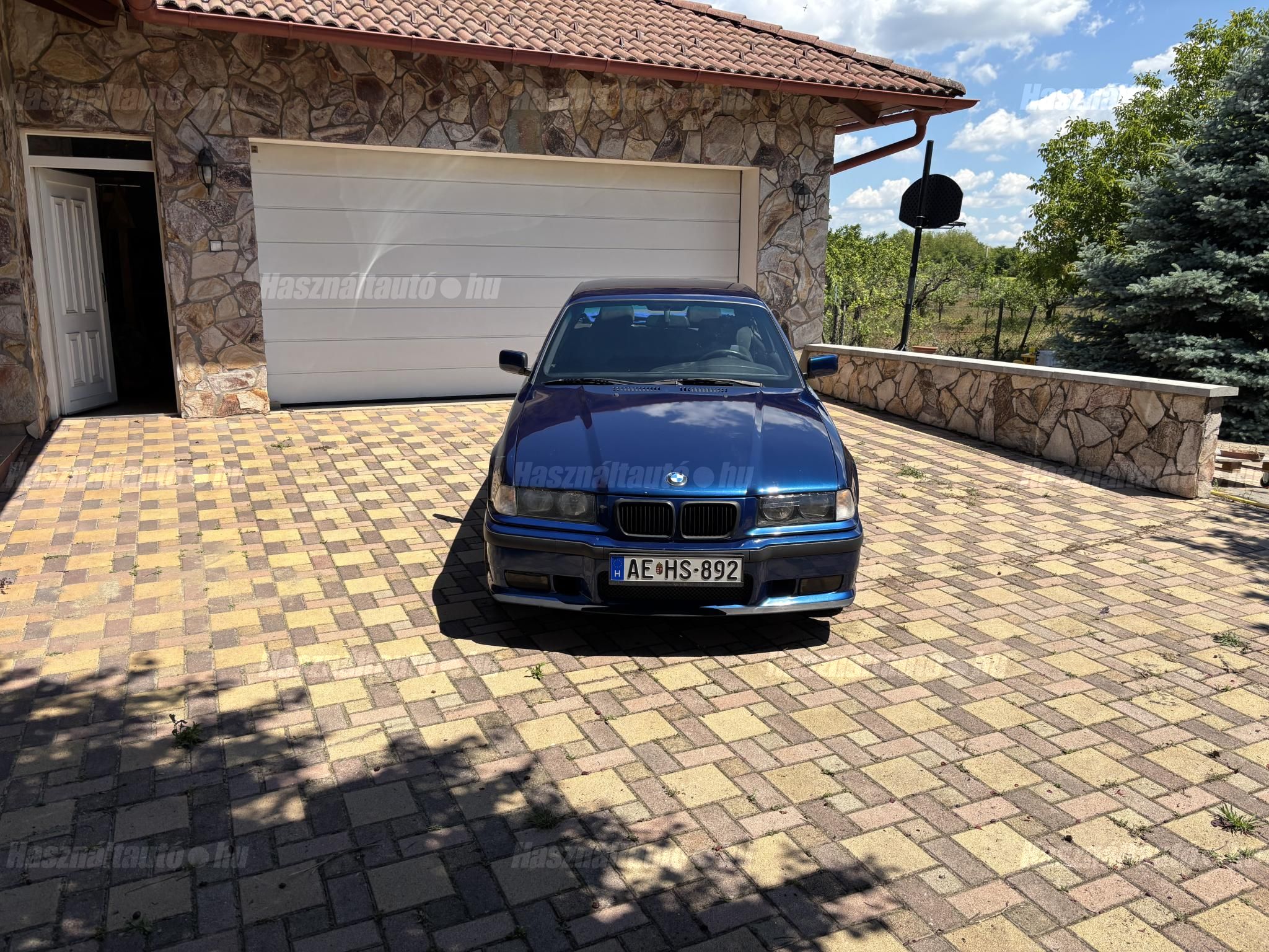 BMW 323 1998/1 - 1