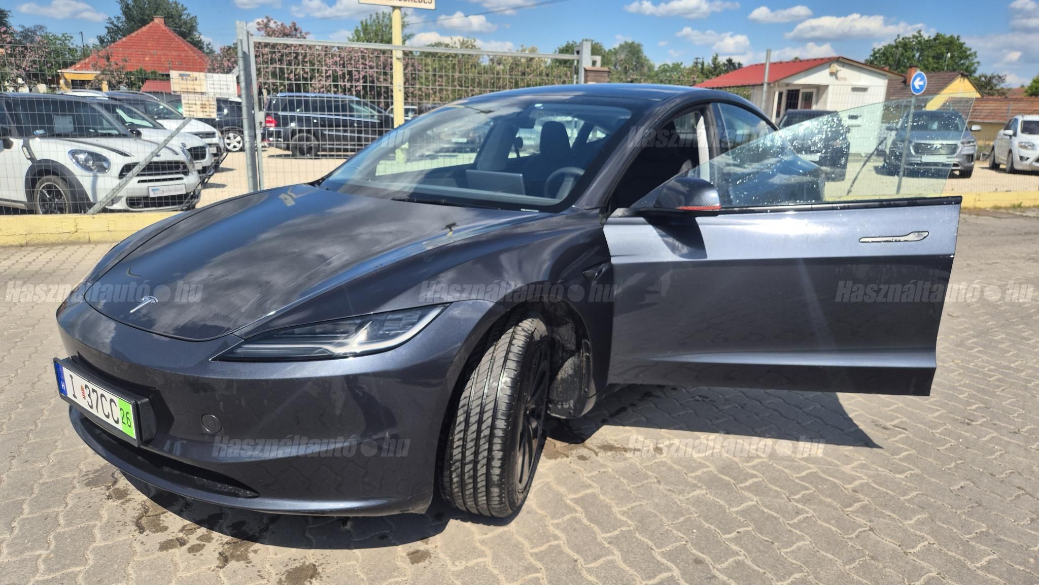 TESLA MODEL 3 2025/5 - 1