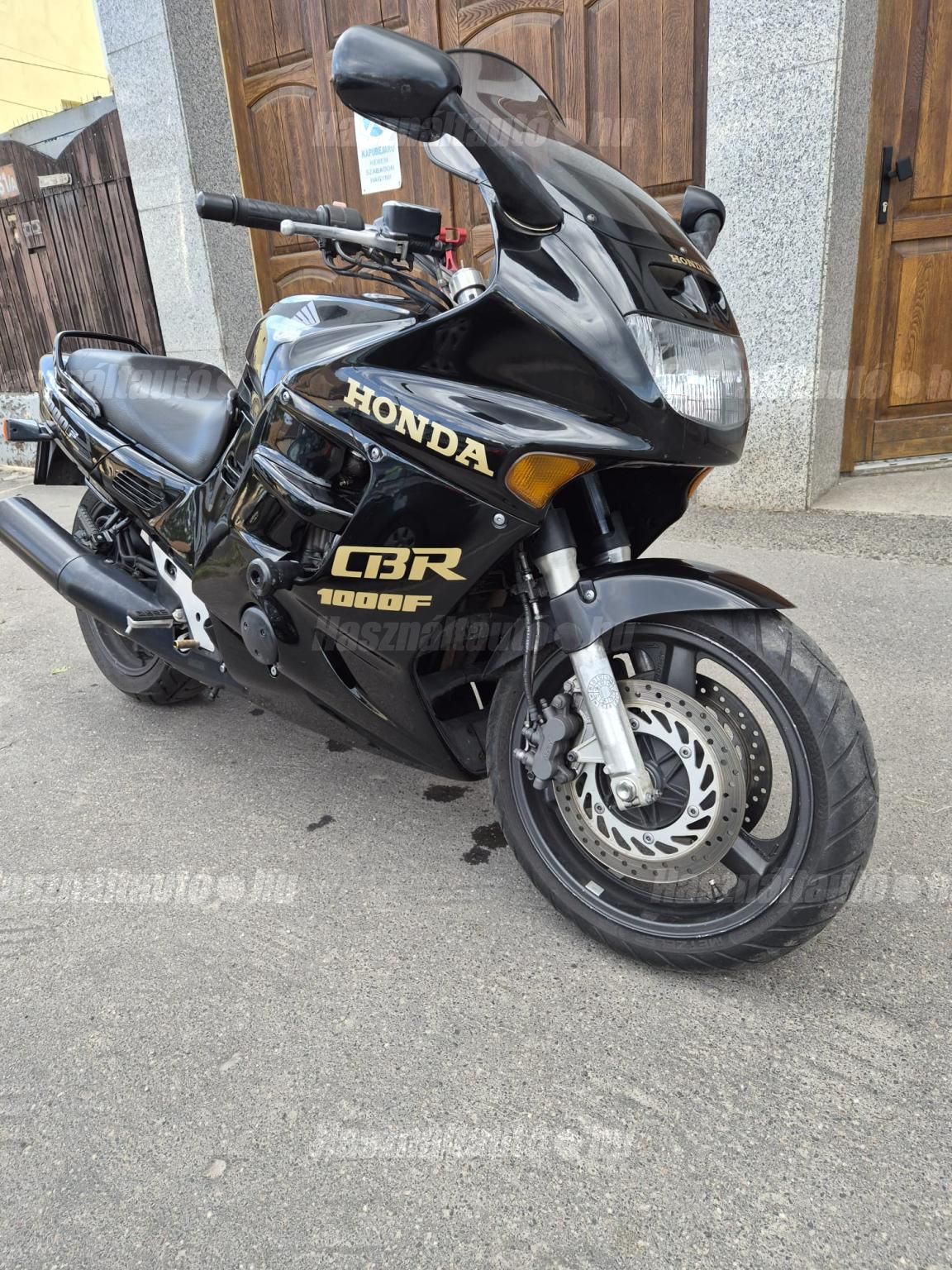 HONDA CBR 1000 F 2002/1 - 1