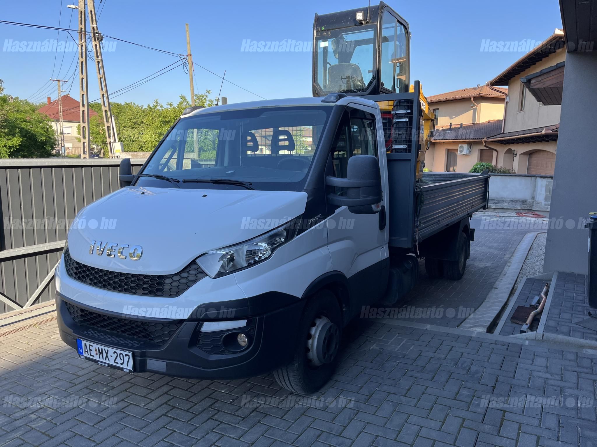 IVECO 2015/8 - 1