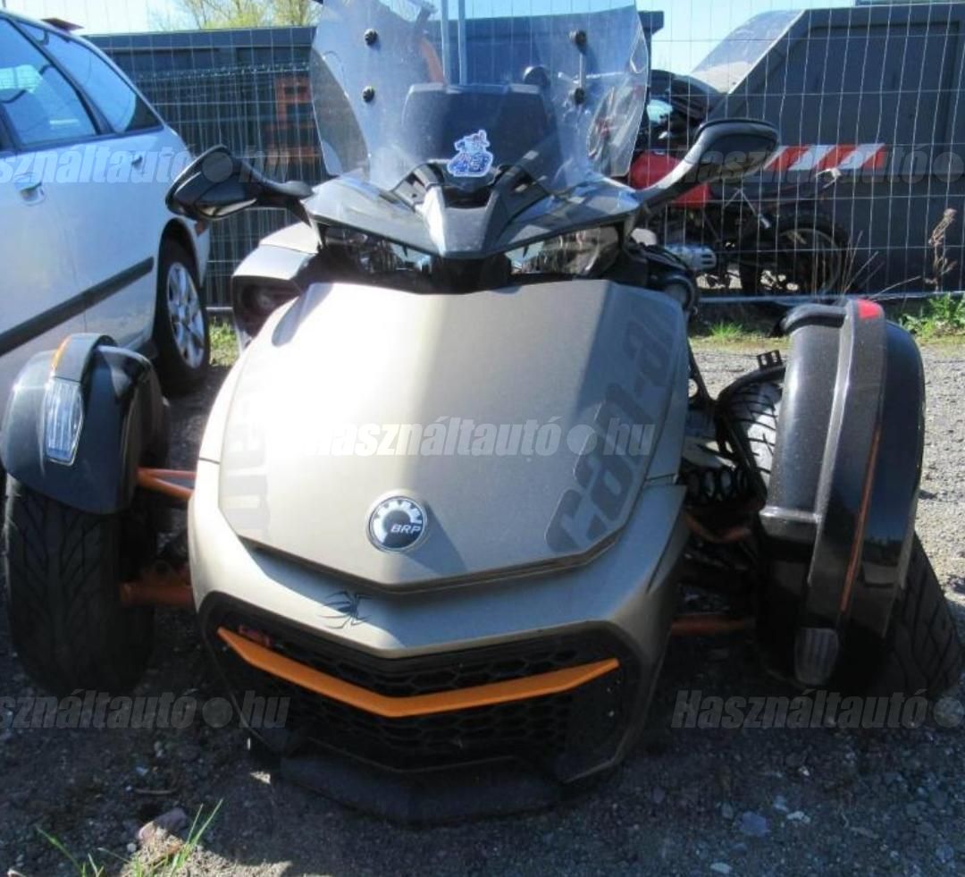 CAN-AM SPYDER 2020/4 - 1