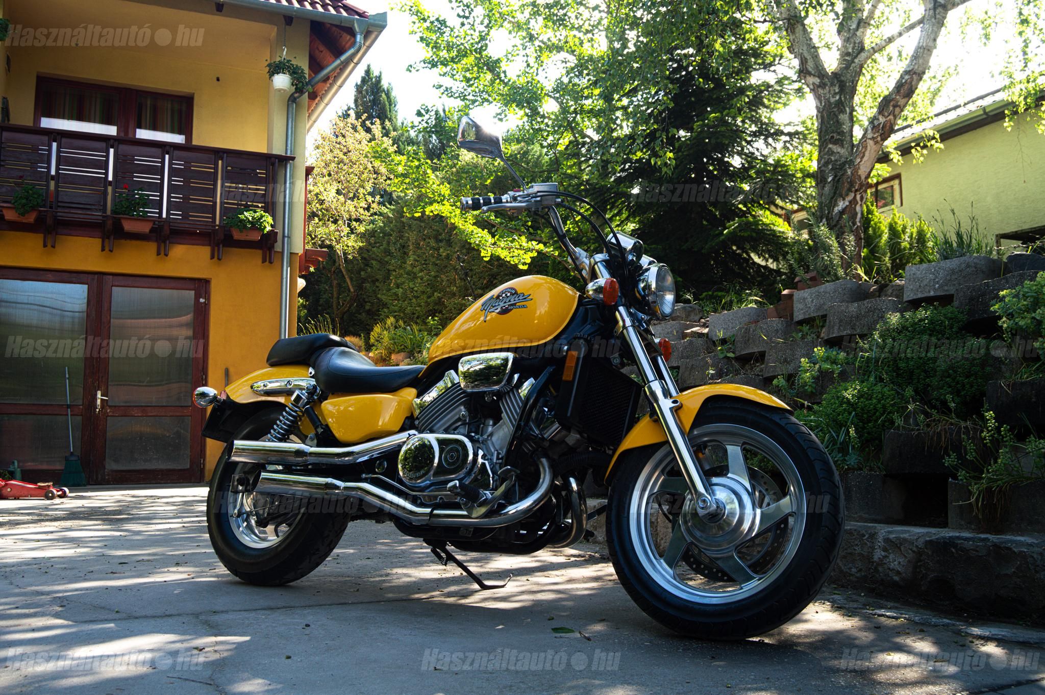 Honda Magna 750C RC 43