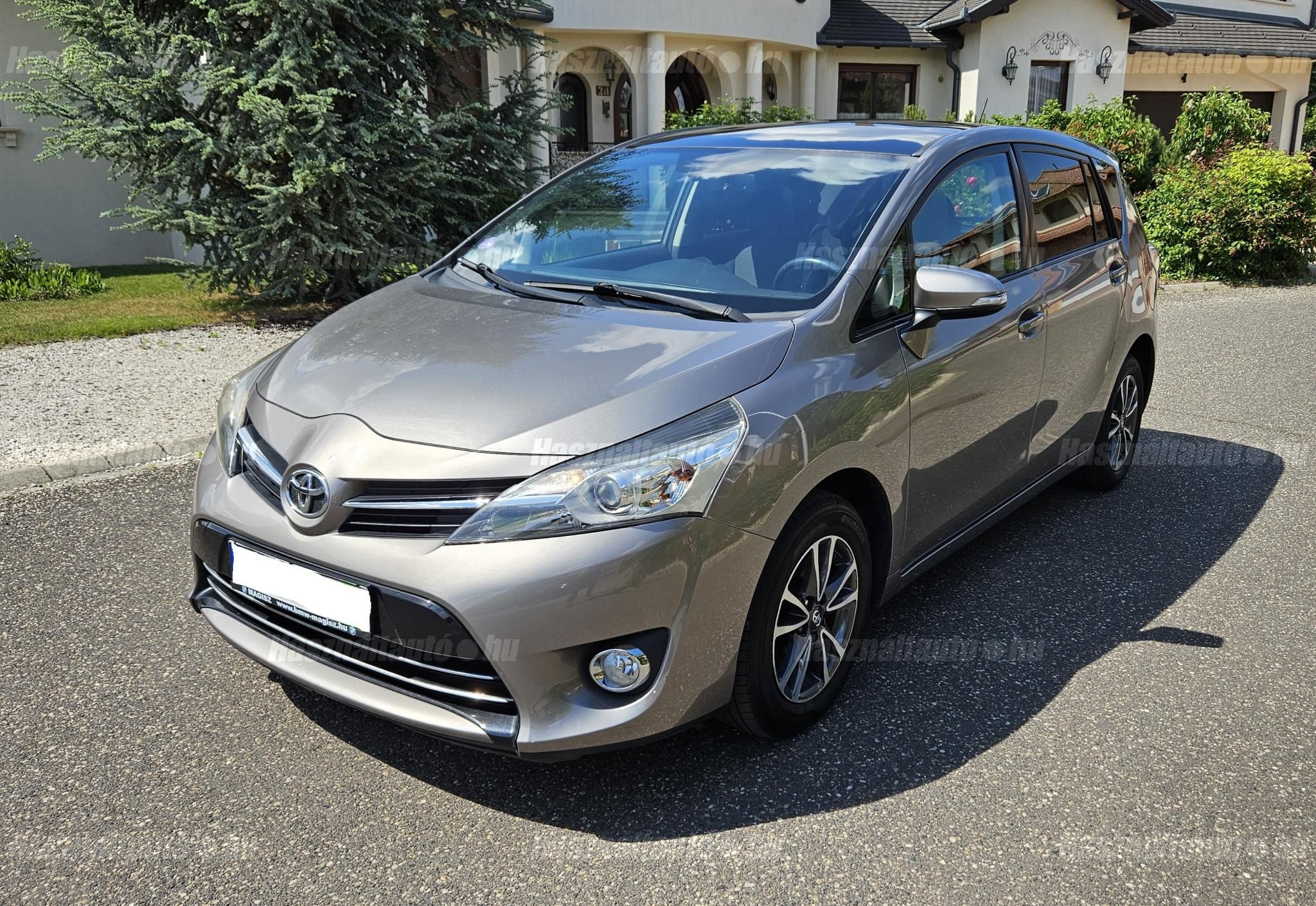 TOYOTA VERSO 2014/10 - 1