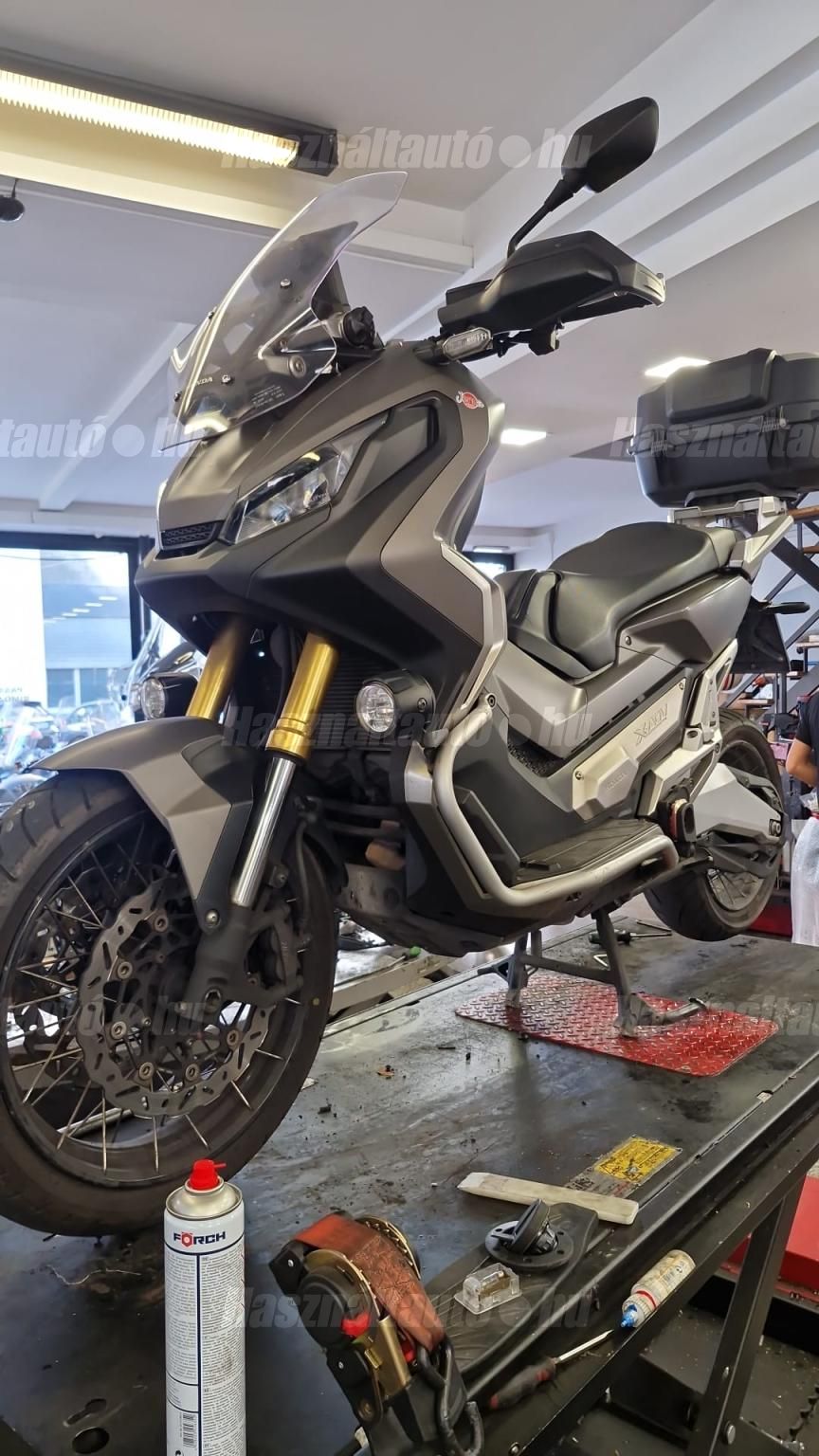 HONDA X-ADV 2019 - 1