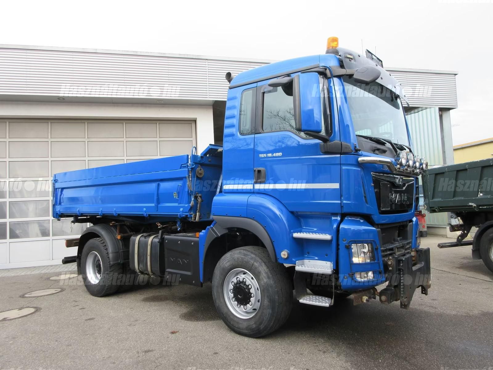 MAN 2015/10 - 1