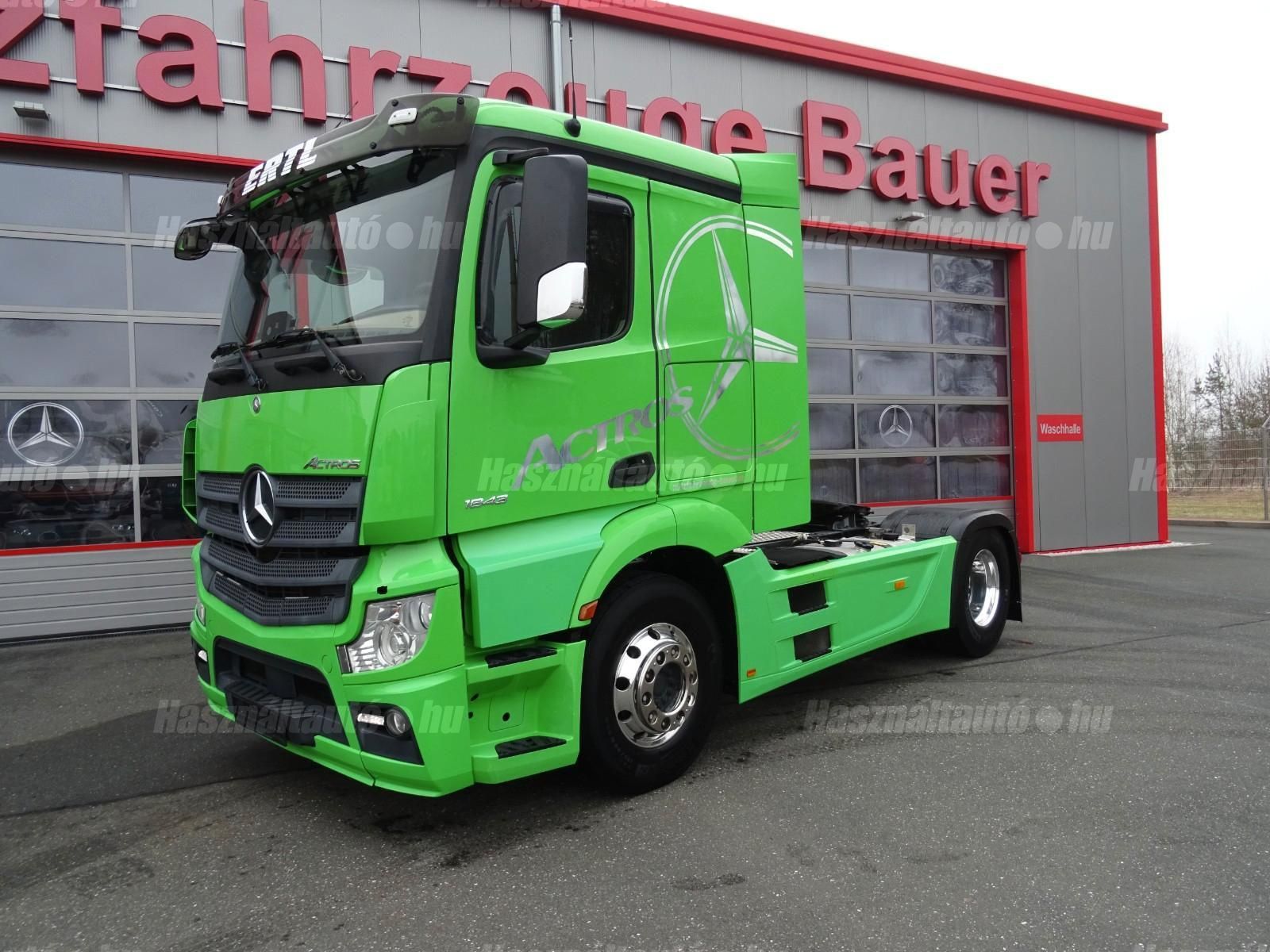 MERCEDES-BENZ 2015/11 - 1