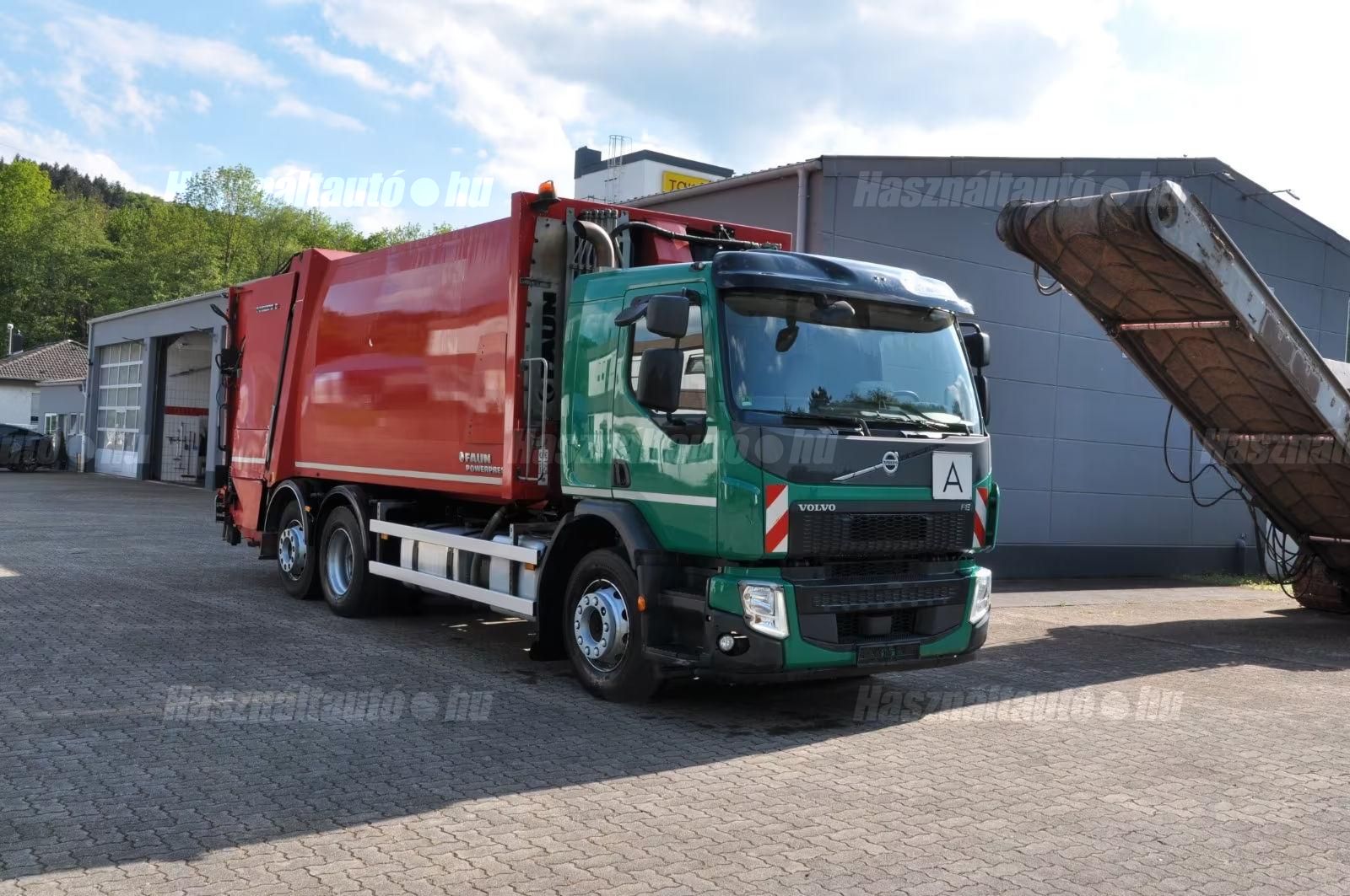 VOLVO 2018/10 - 1