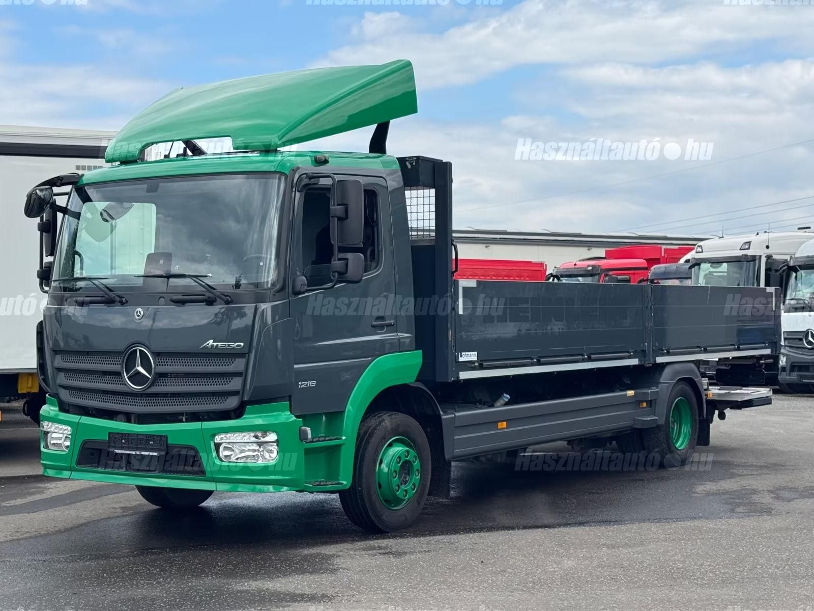 MERCEDES-BENZ 2020/12 - 1
