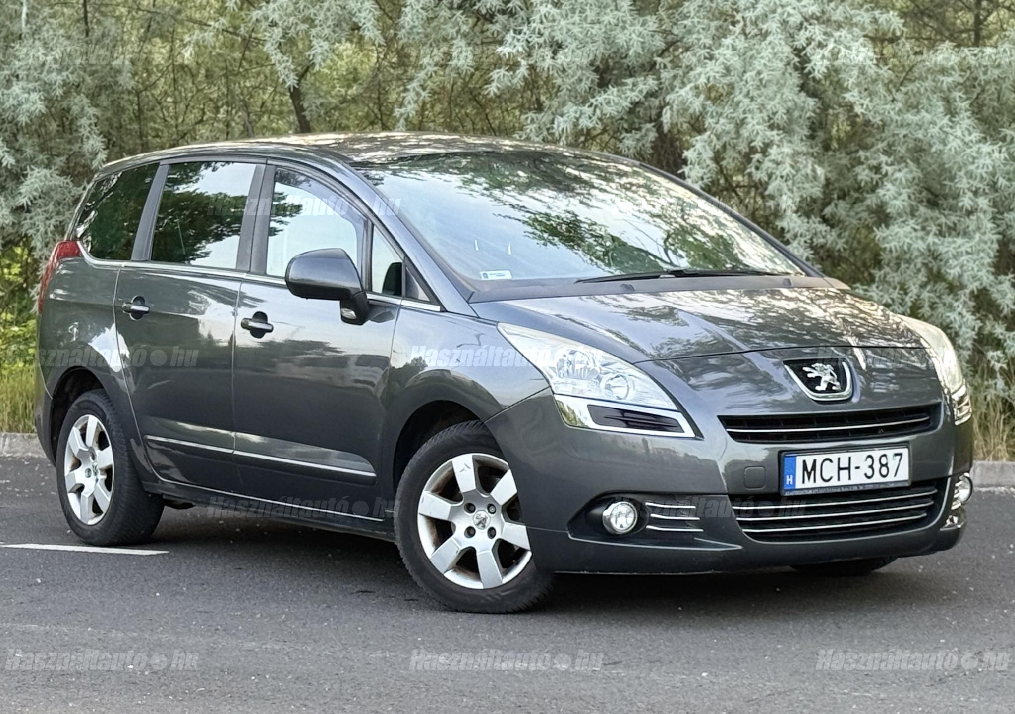 PEUGEOT 5008 2012/5 - 1