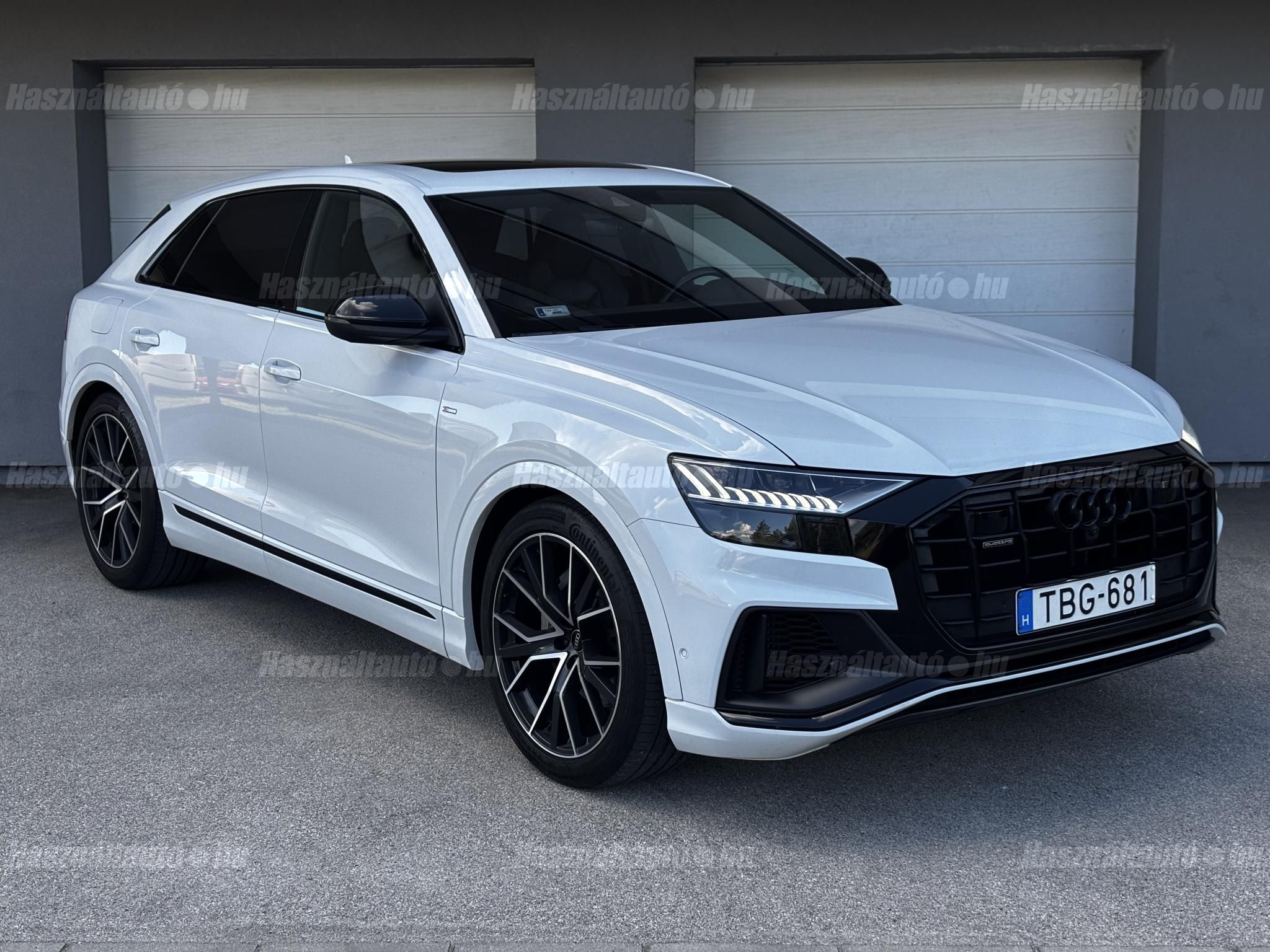 AUDI Q8 2022/3 - 1