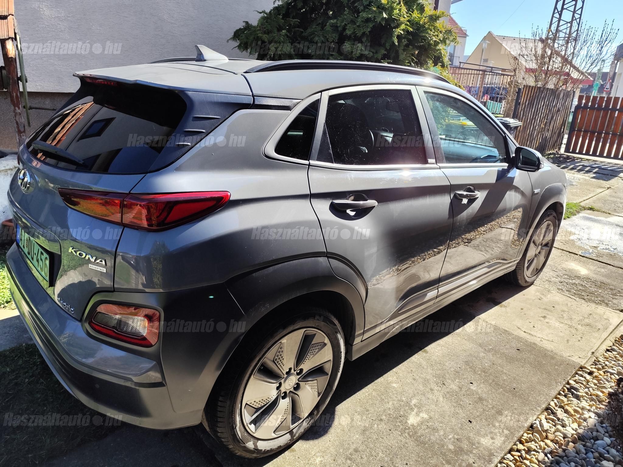 HYUNDAI KONA 2020/4 - 1