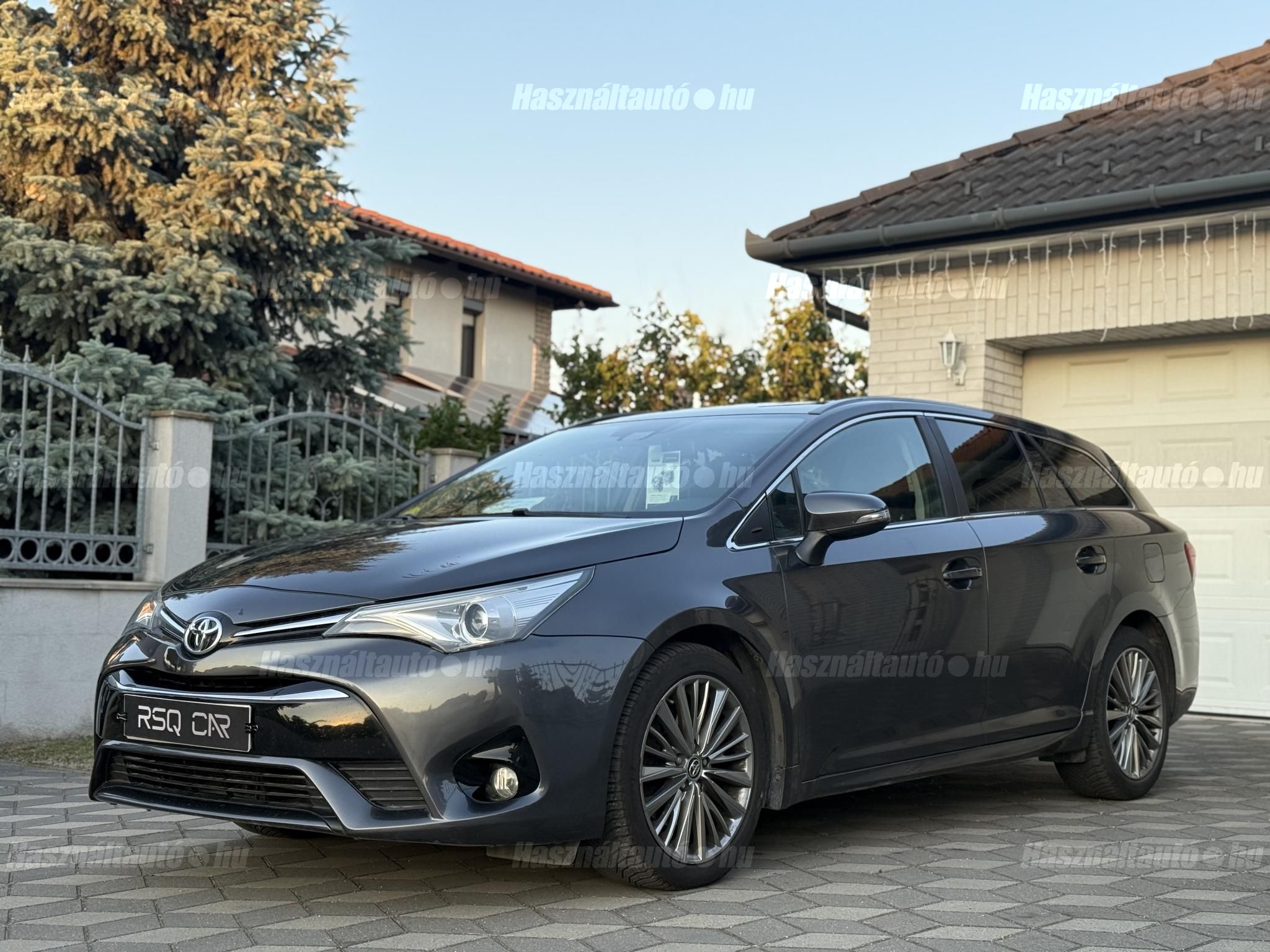 TOYOTA AVENSIS 2015/7 - 1