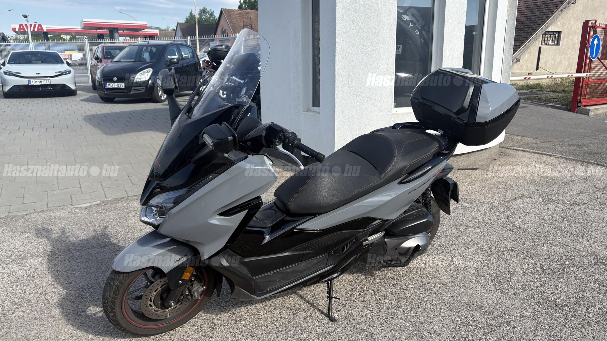 HONDA FORZA 300 2020 - 1