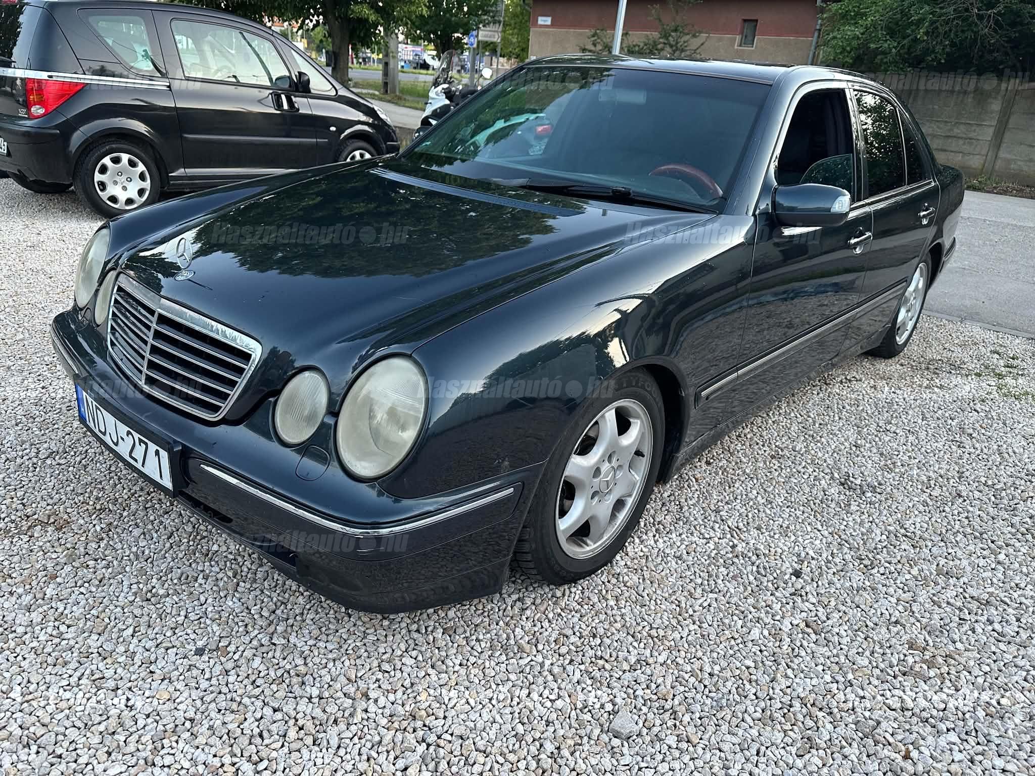 MERCEDES-BENZ E 200 2002 - 1
