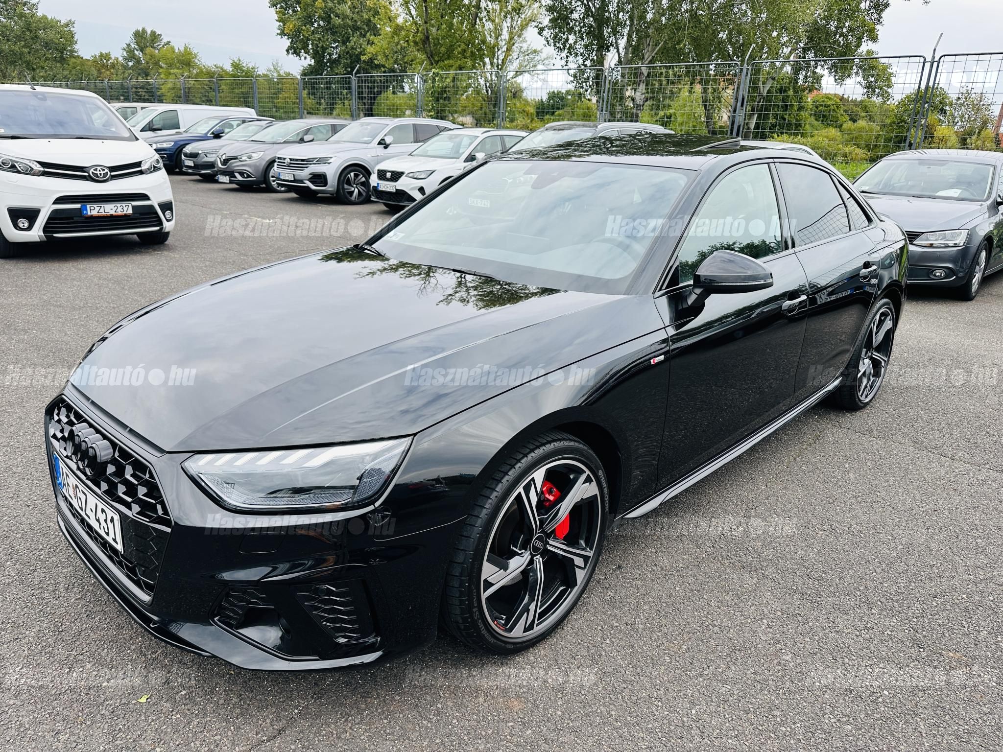 AUDI A4 2024 - 1