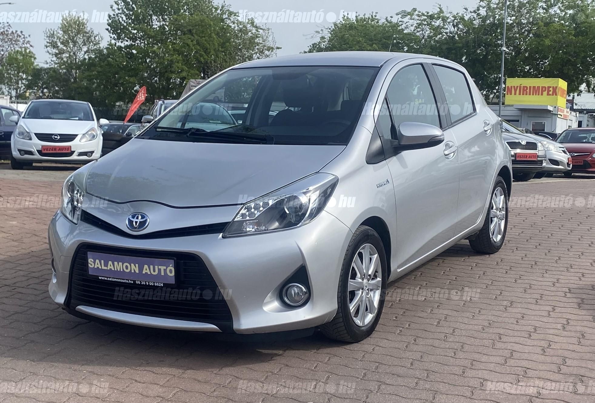 TOYOTA YARIS 2014/7 - 1
