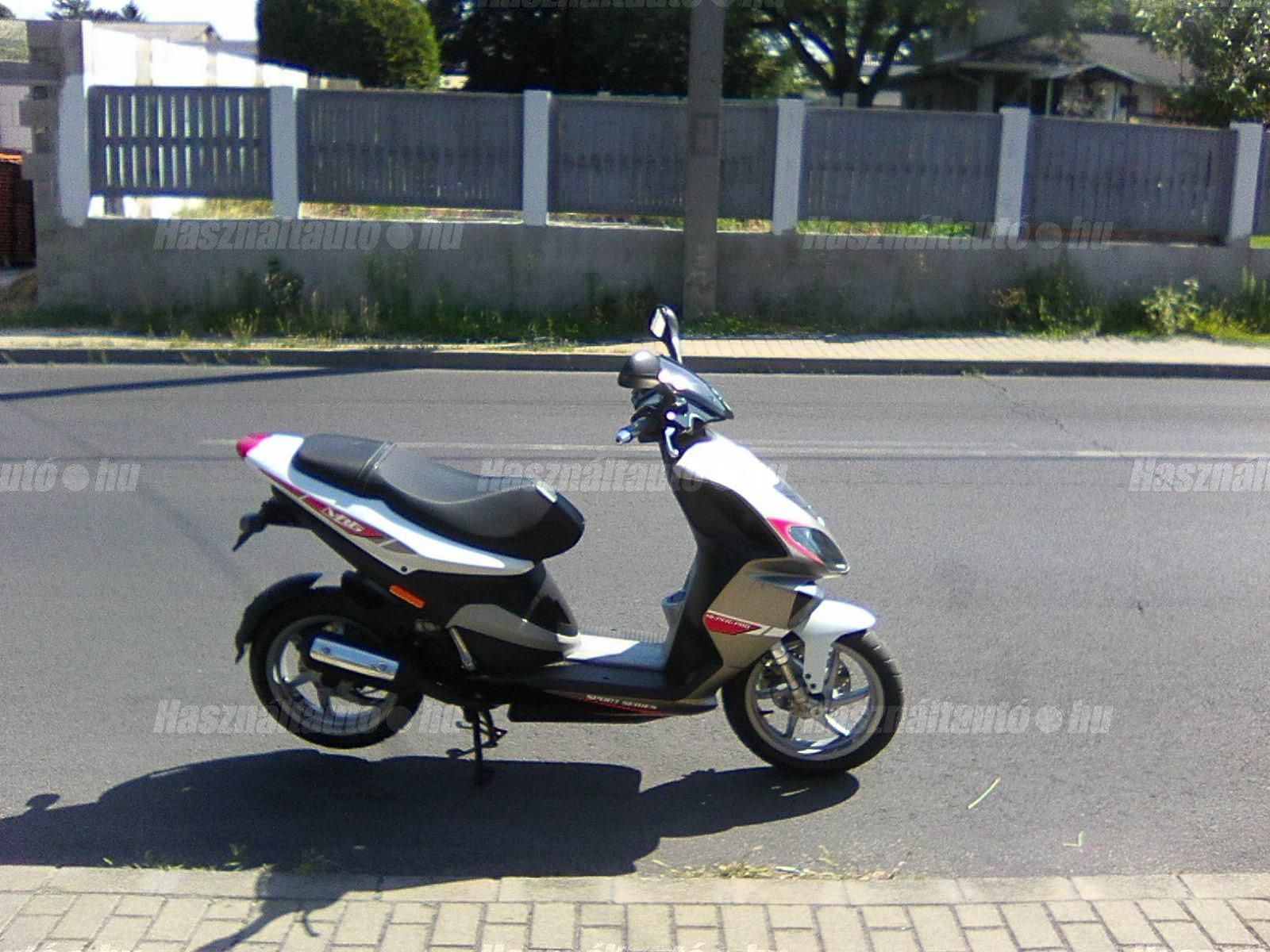 PIAGGIO NRG 50 2006/6 - 1