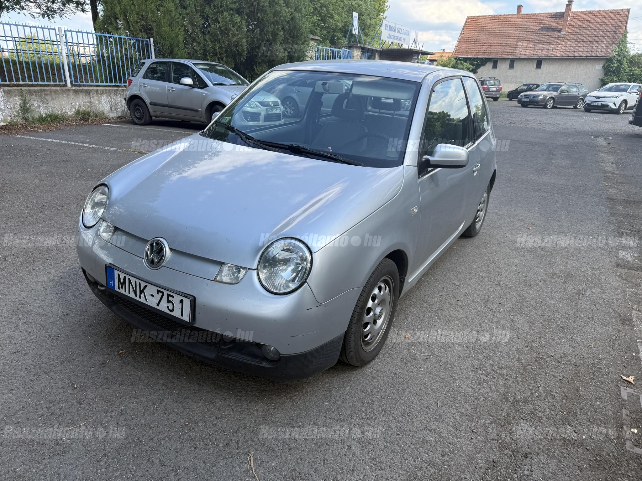 VOLKSWAGEN LUPO 2002/9 - 1