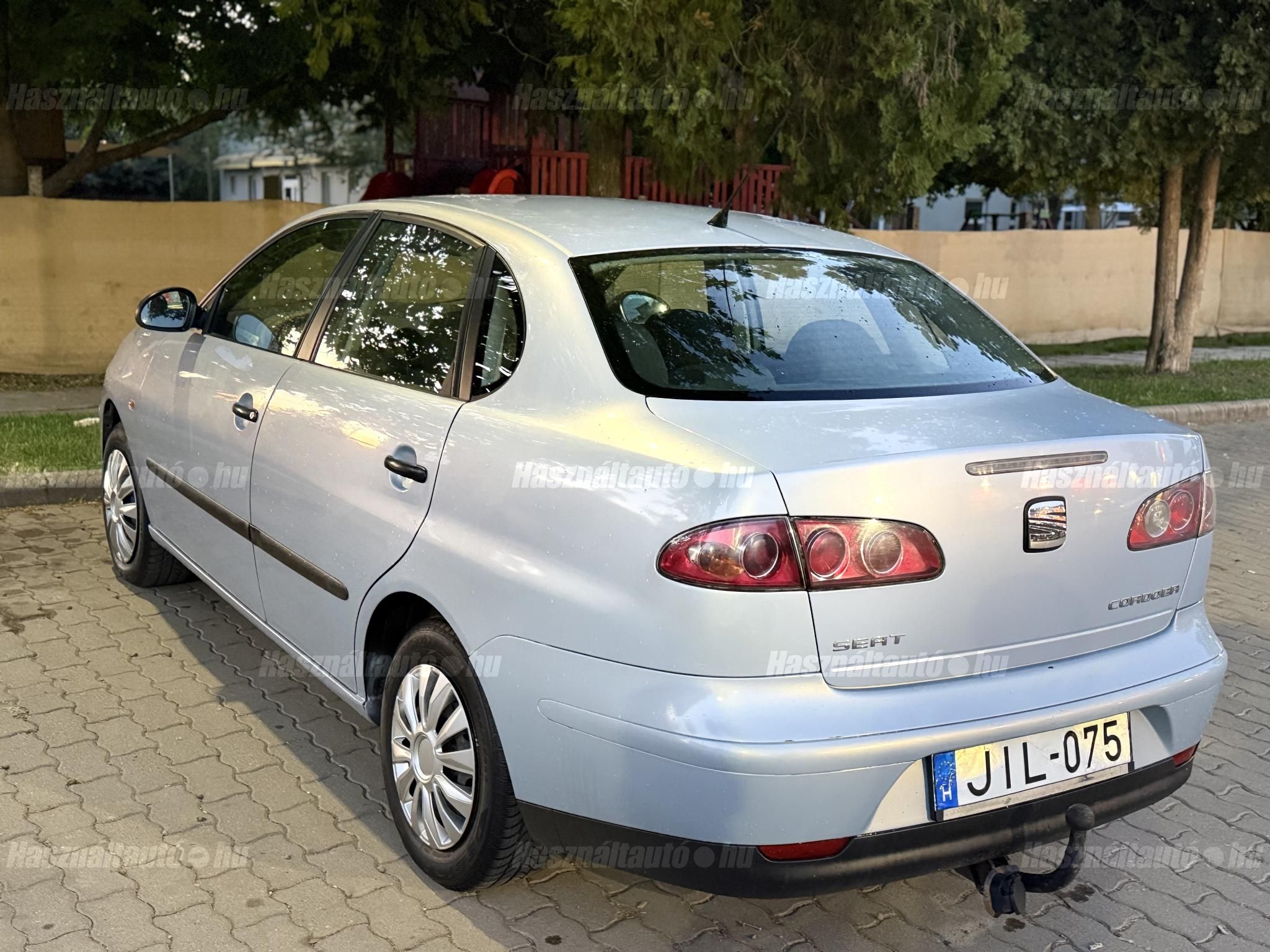 SEAT CORDOBA 2004 - 1