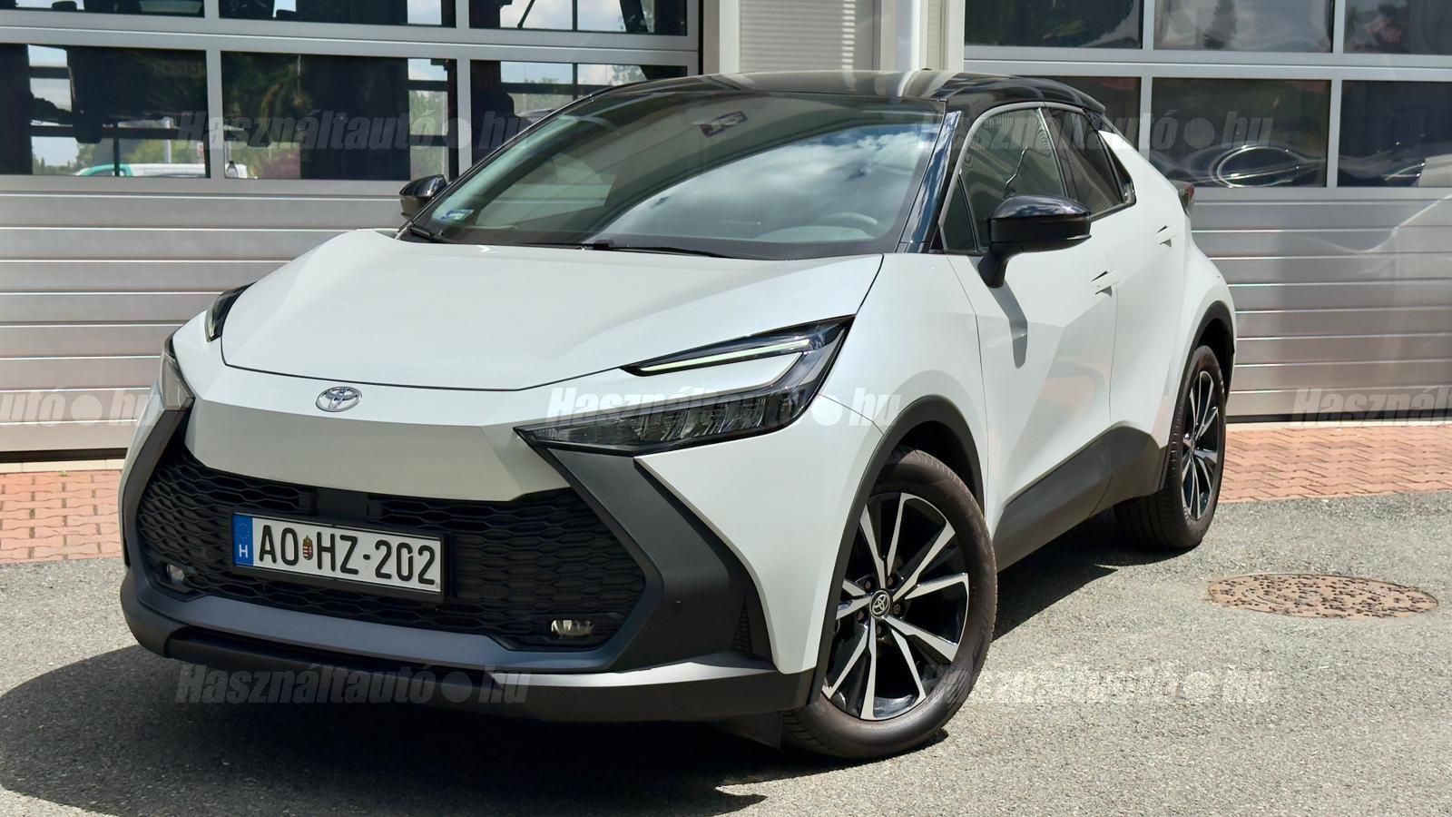 TOYOTA C-HR 2025/10 - 1
