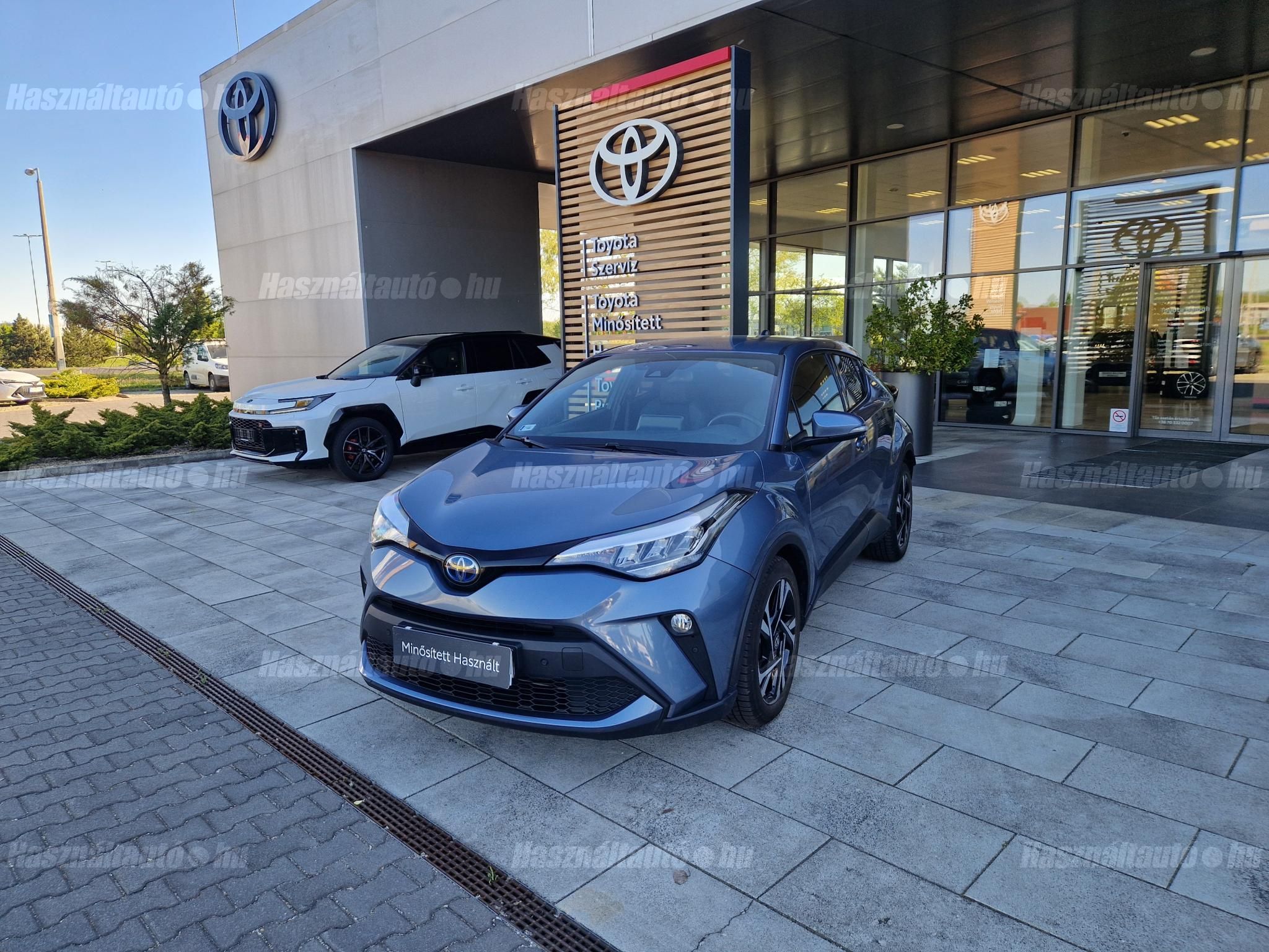 TOYOTA C-HR 2022/8 - 1