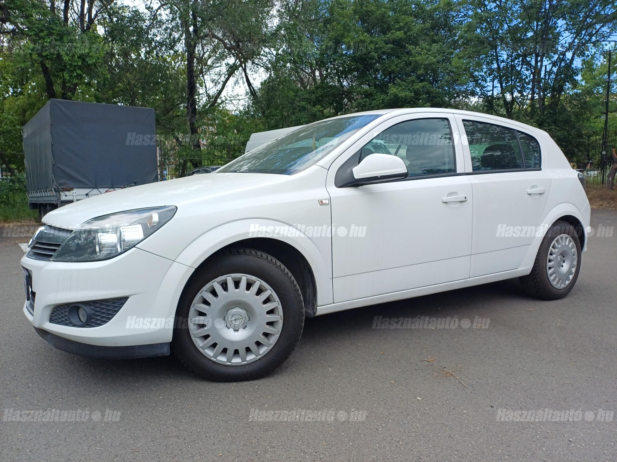 OPEL ASTRA H 2010/12 - 1