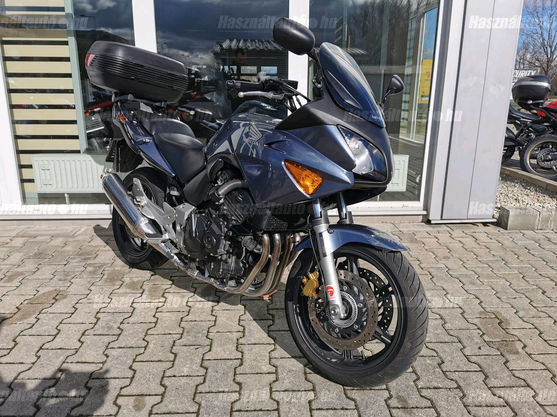 HONDA CBF 600 2004 - 1