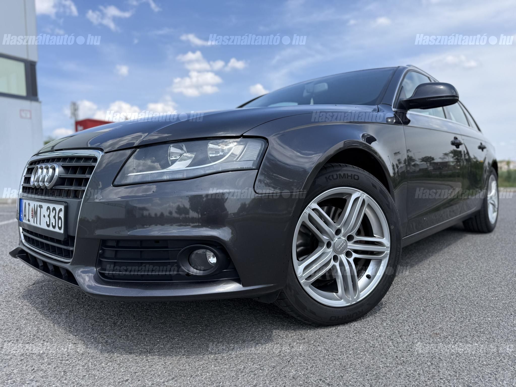AUDI A4 2008/6 - 1