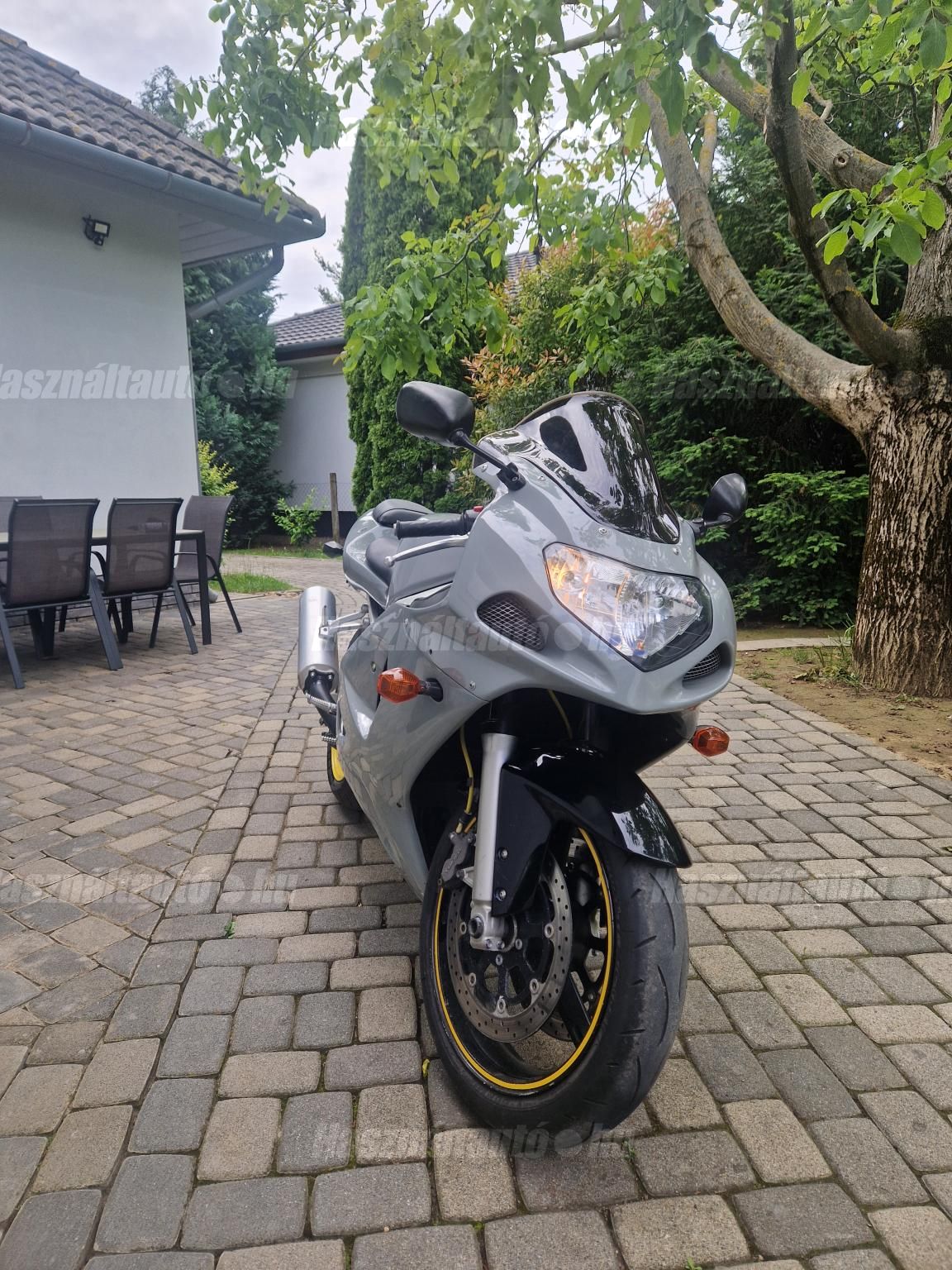 SUZUKI GSX-R 600 2002/1 - 1