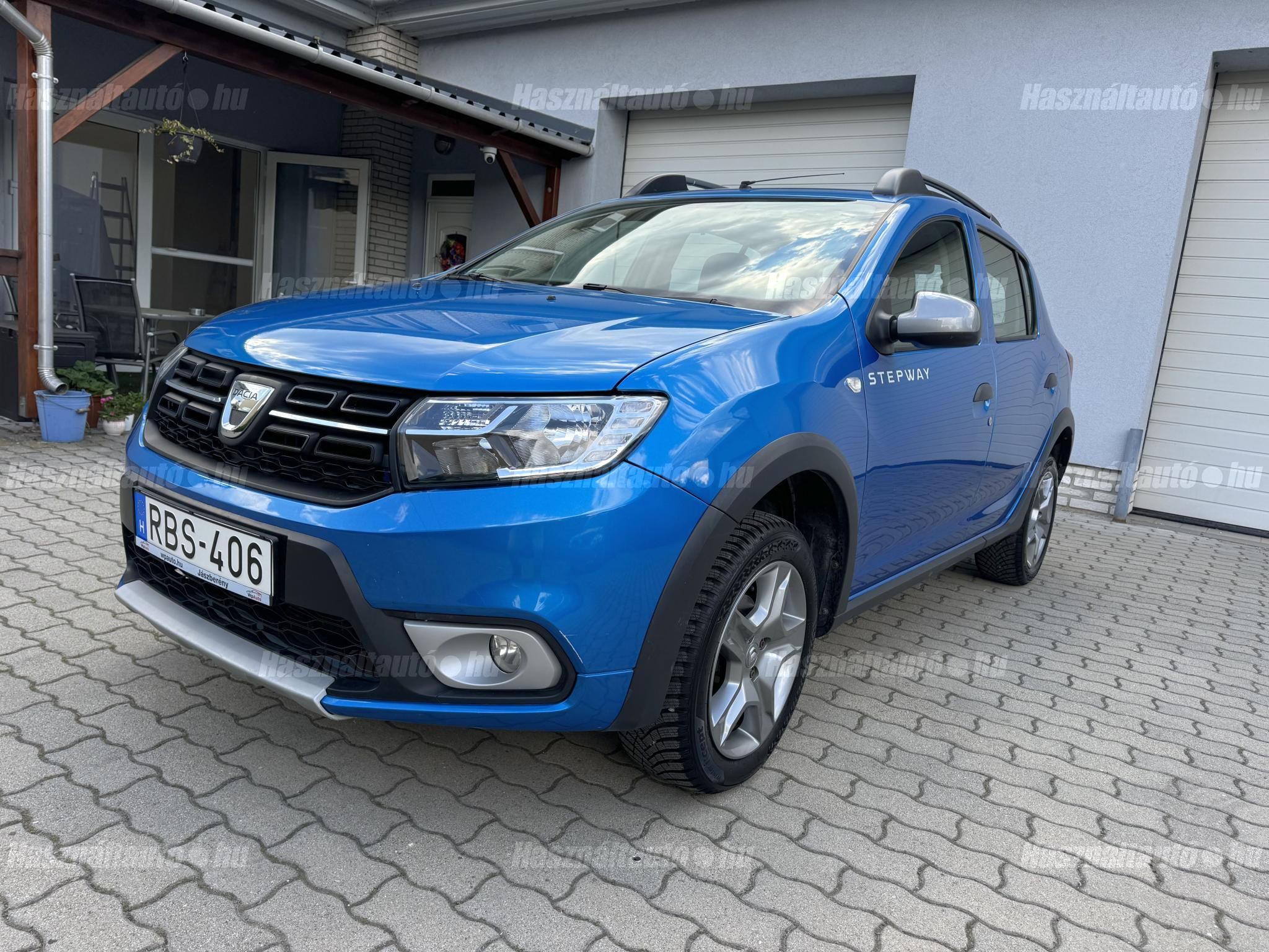 DACIA SANDERO 2018/12 - 1