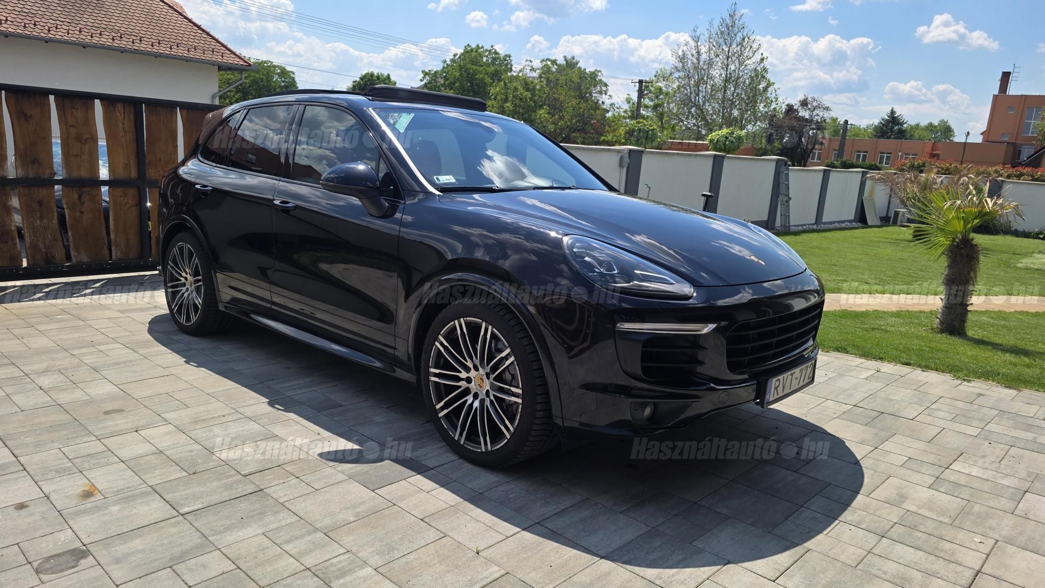 PORSCHE CAYENNE 2015/6 - 1