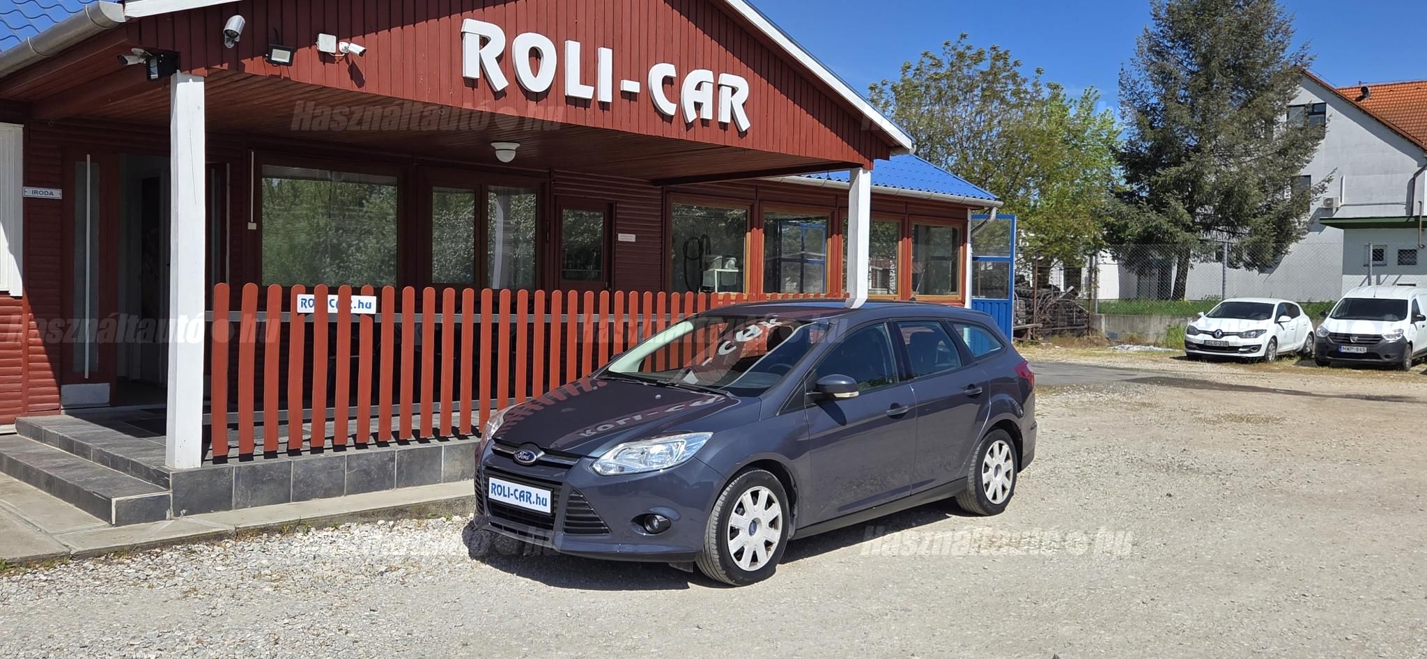 FORD FOCUS 2013/4 - 1