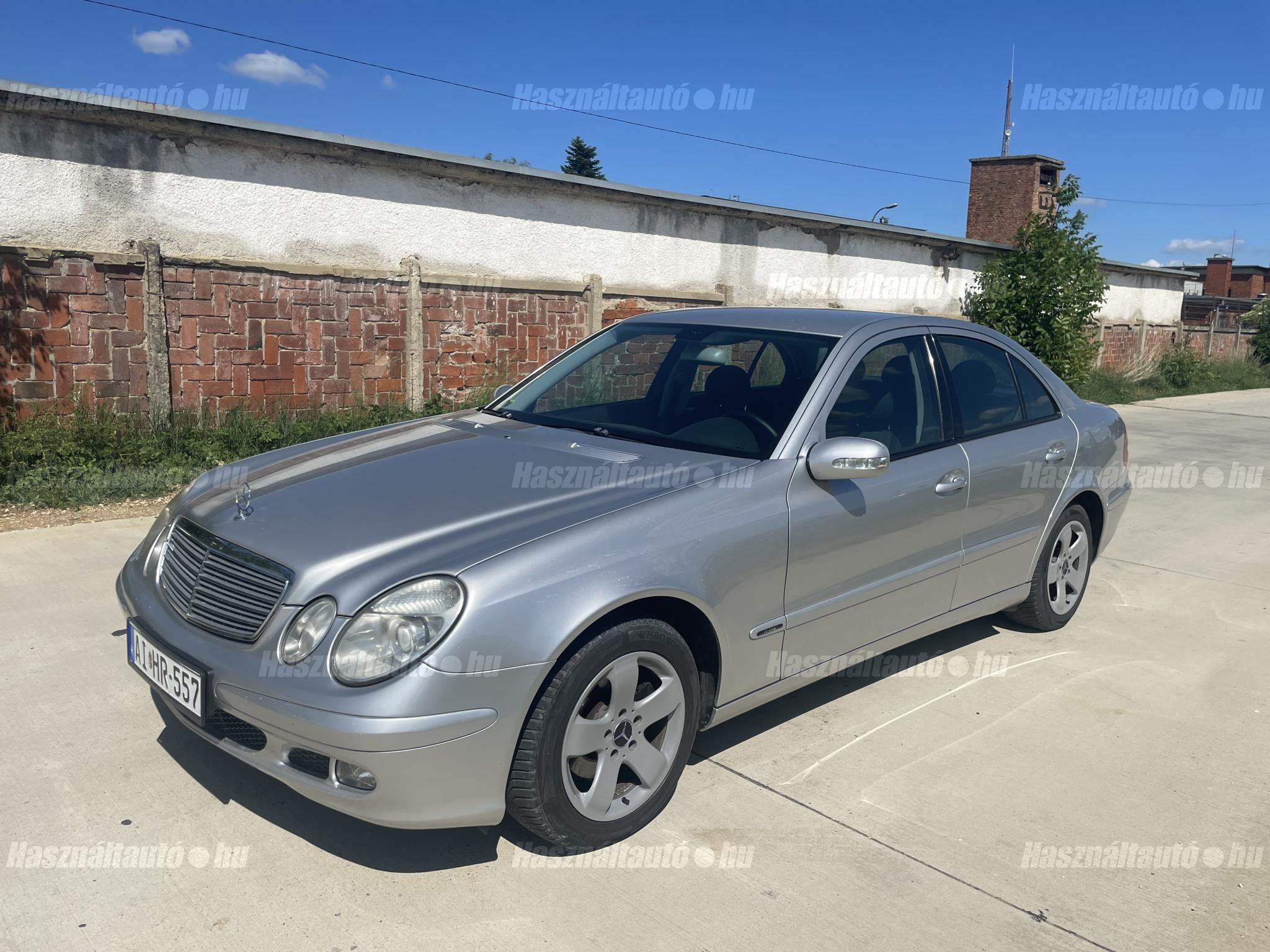 MERCEDES-BENZ E 200 2005/2 - 1