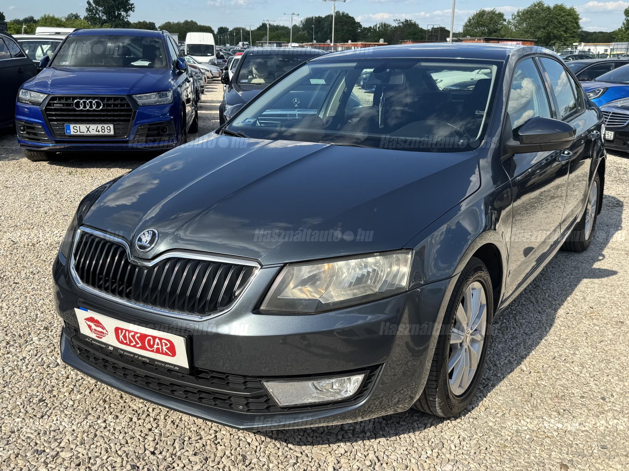 SKODA OCTAVIA 2015/12 - 1