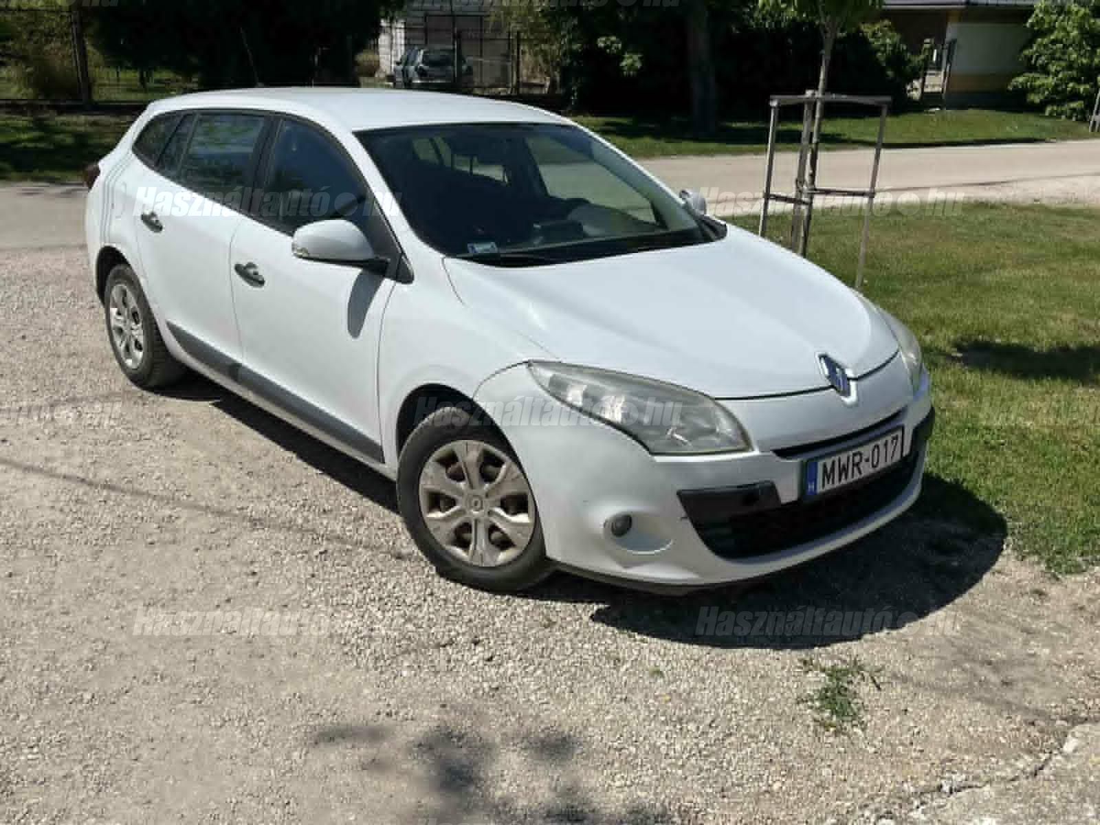 RENAULT MEGANE 2011/5 - 1