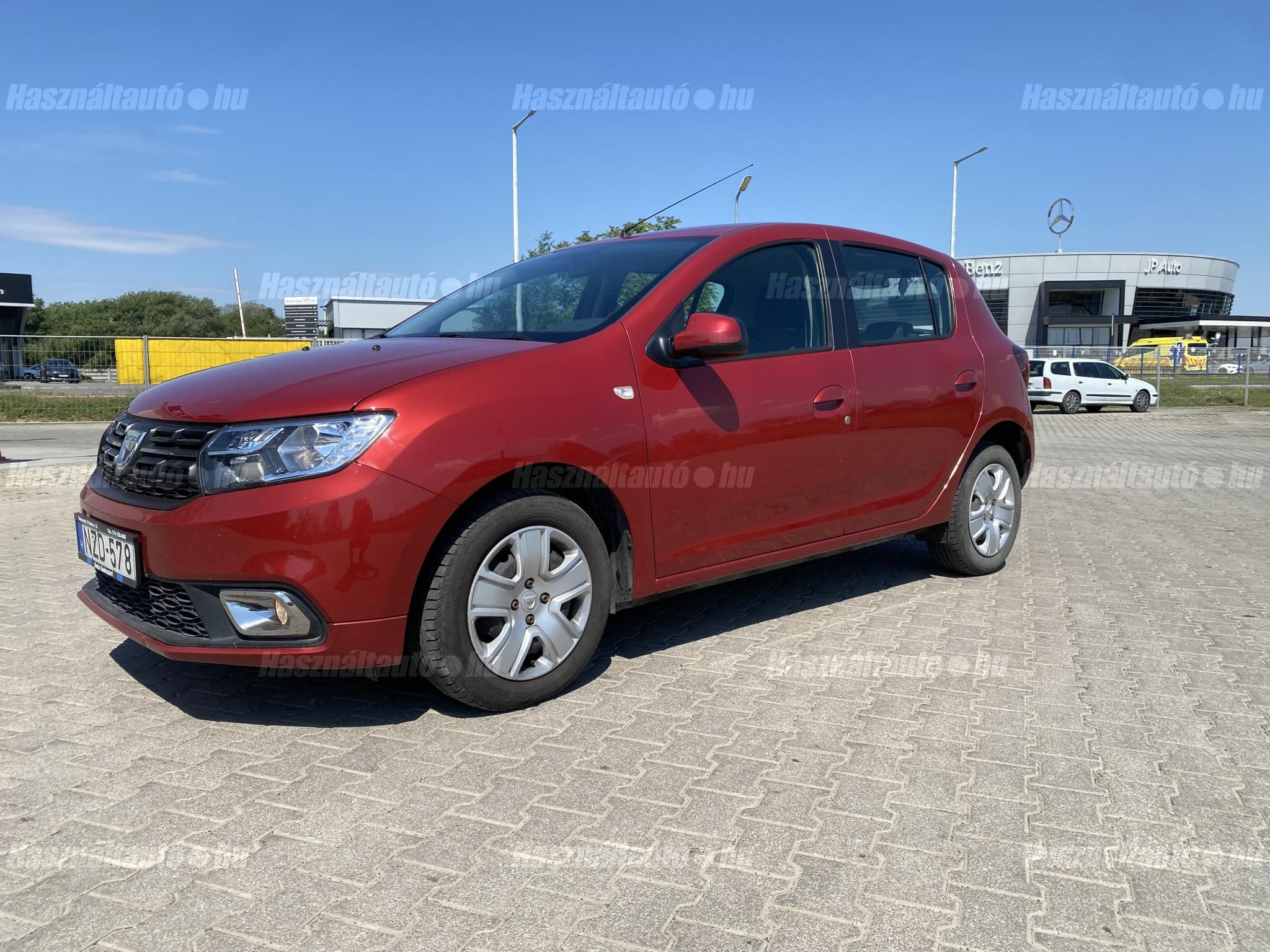 DACIA SANDERO 2017/1 - 1