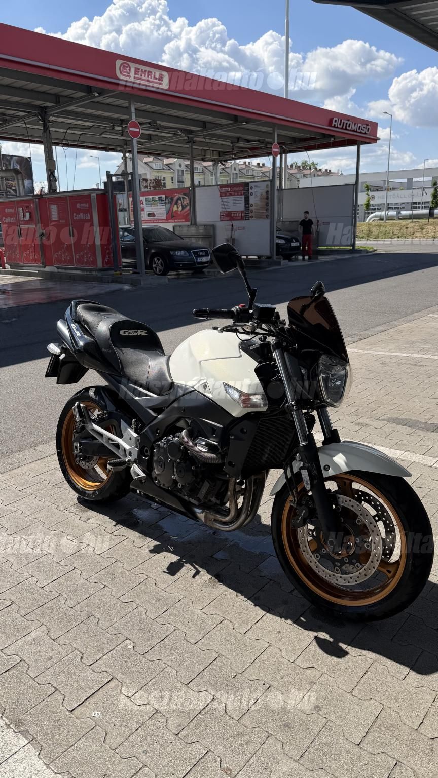 SUZUKI GSR 600 2012/4 - 1