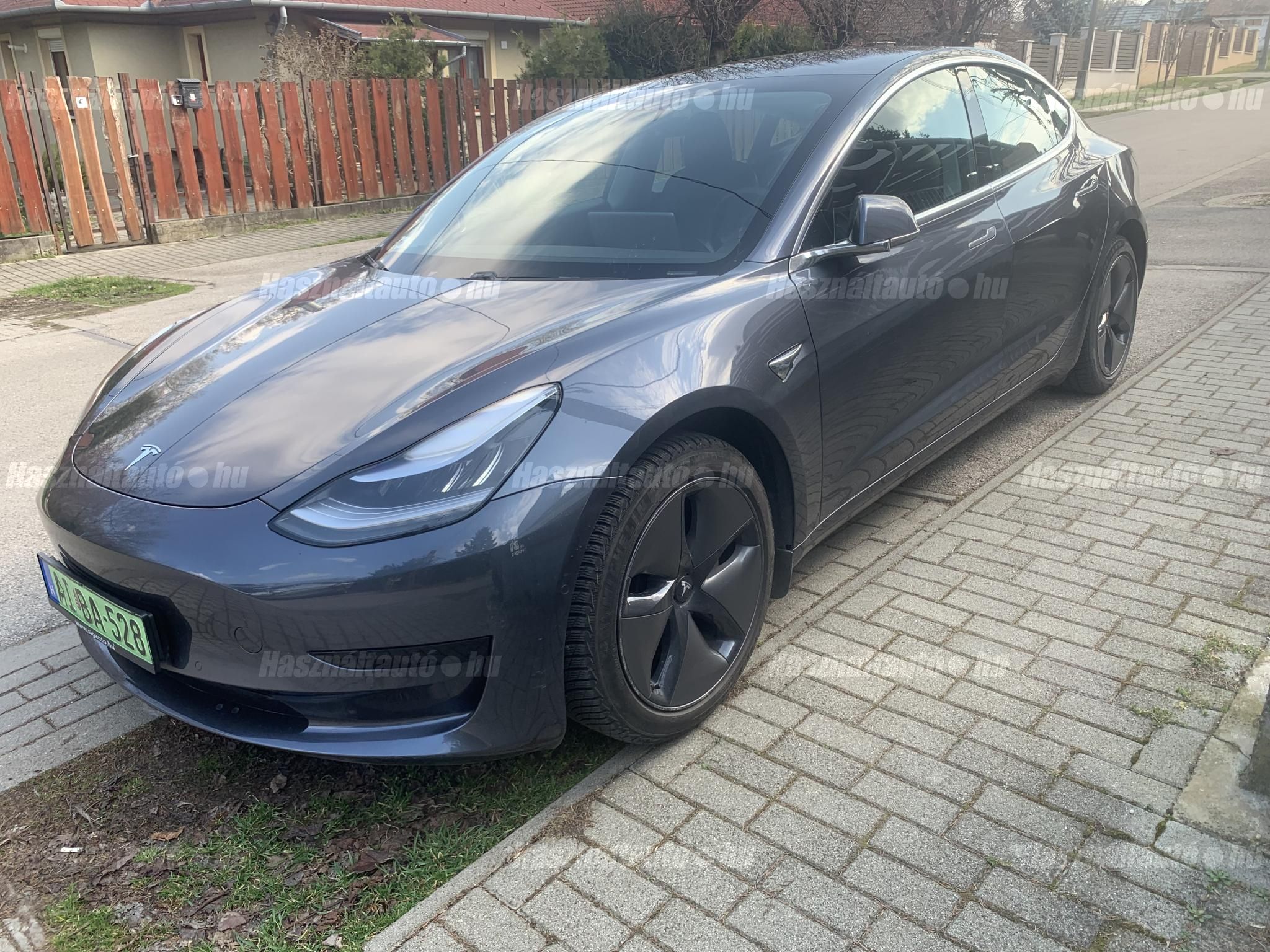 TESLA MODEL 3 2020/9 - 1