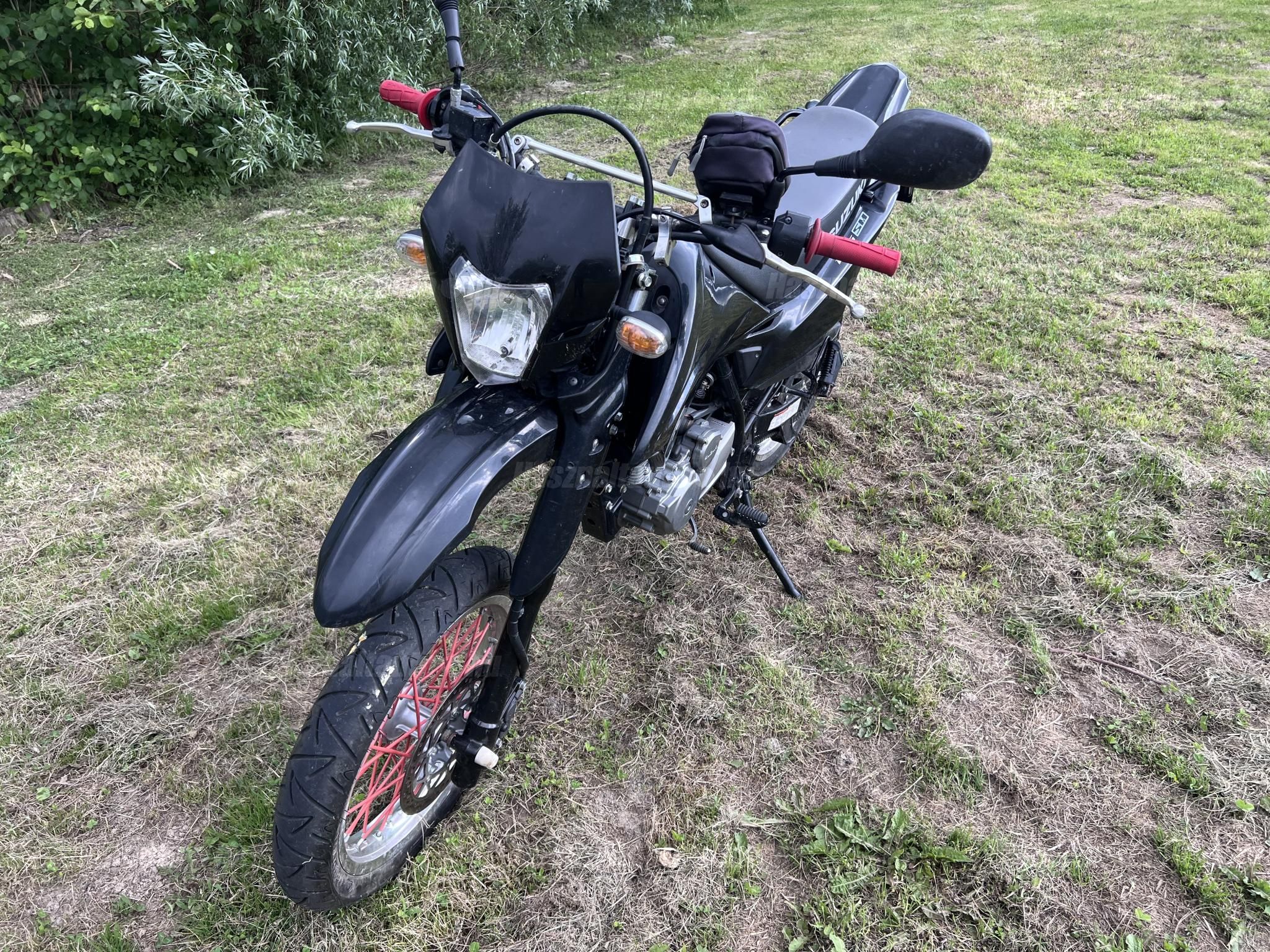 SUZUKI DR 125 SM 2012/2 - 1