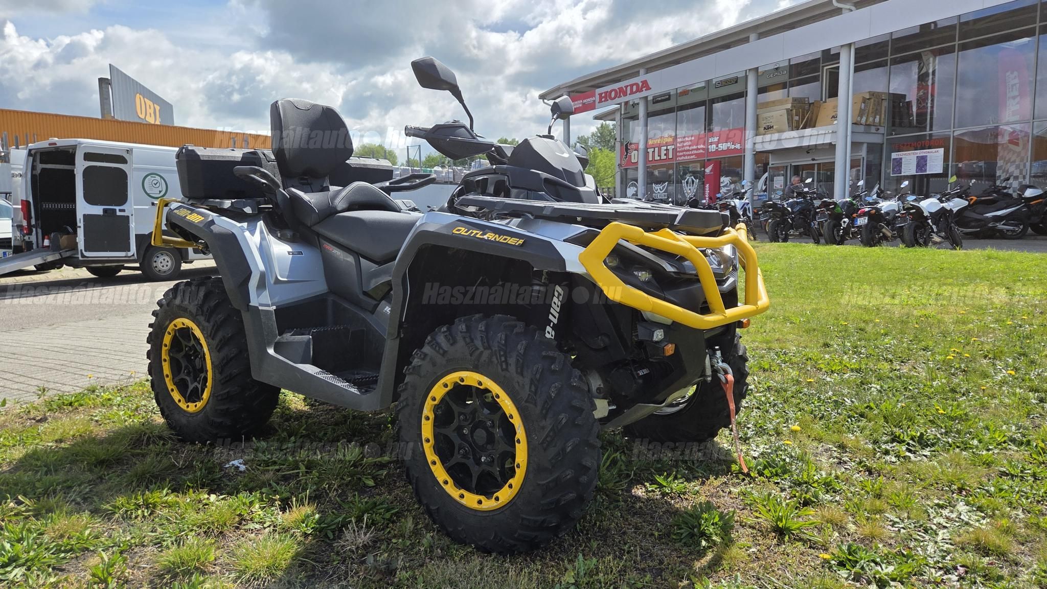 CAN-AM OUTLANDER 1000 2024/8 - 1