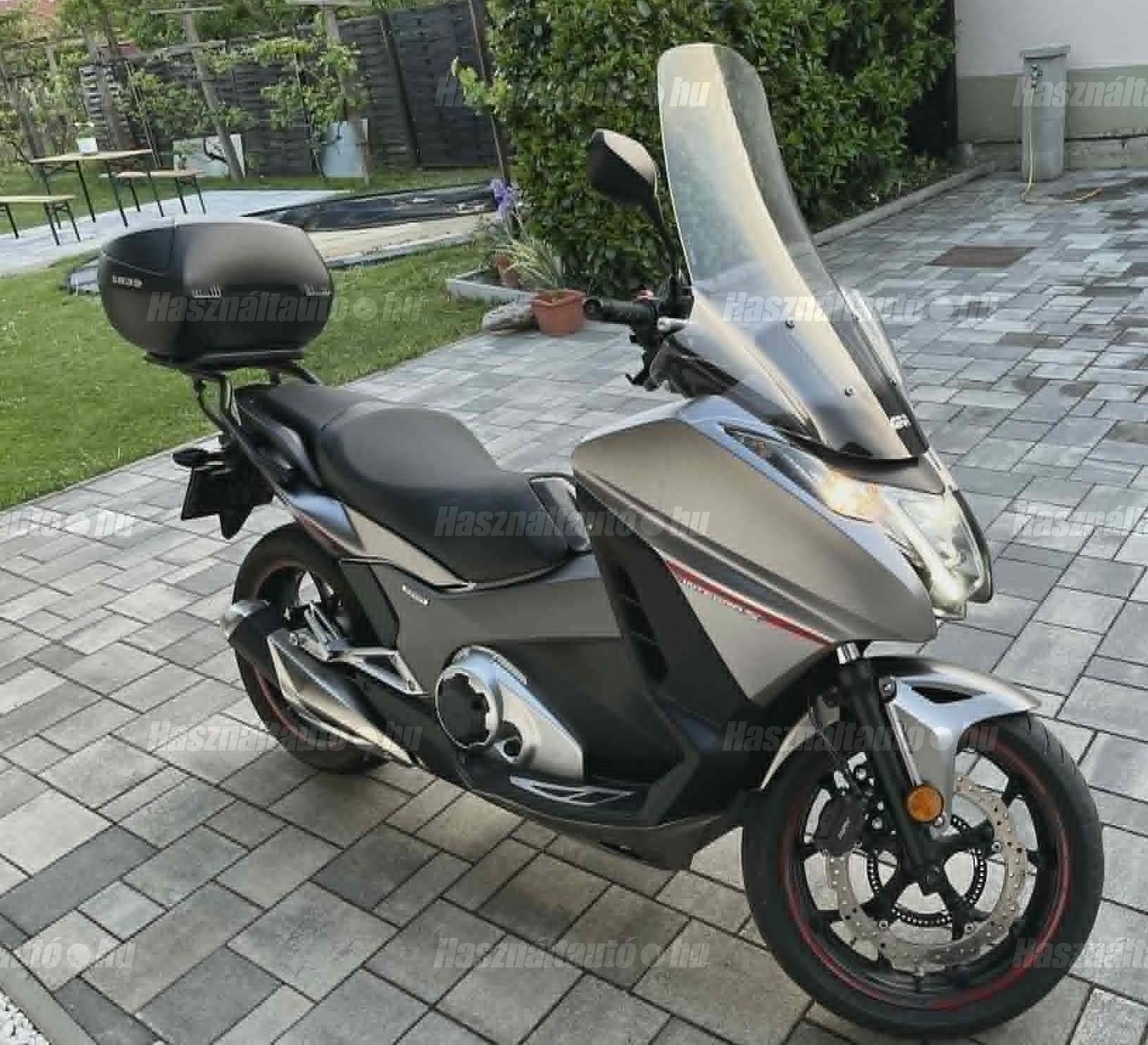 HONDA NC 750 D 2016/9 - 1