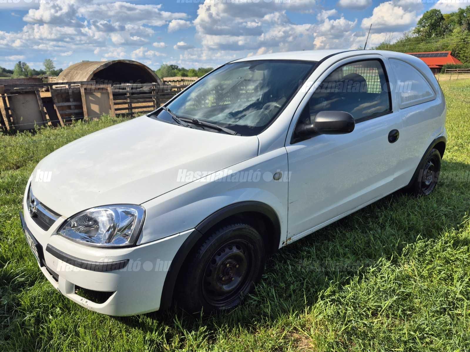 OPEL CORSA C 2004/2 - 1