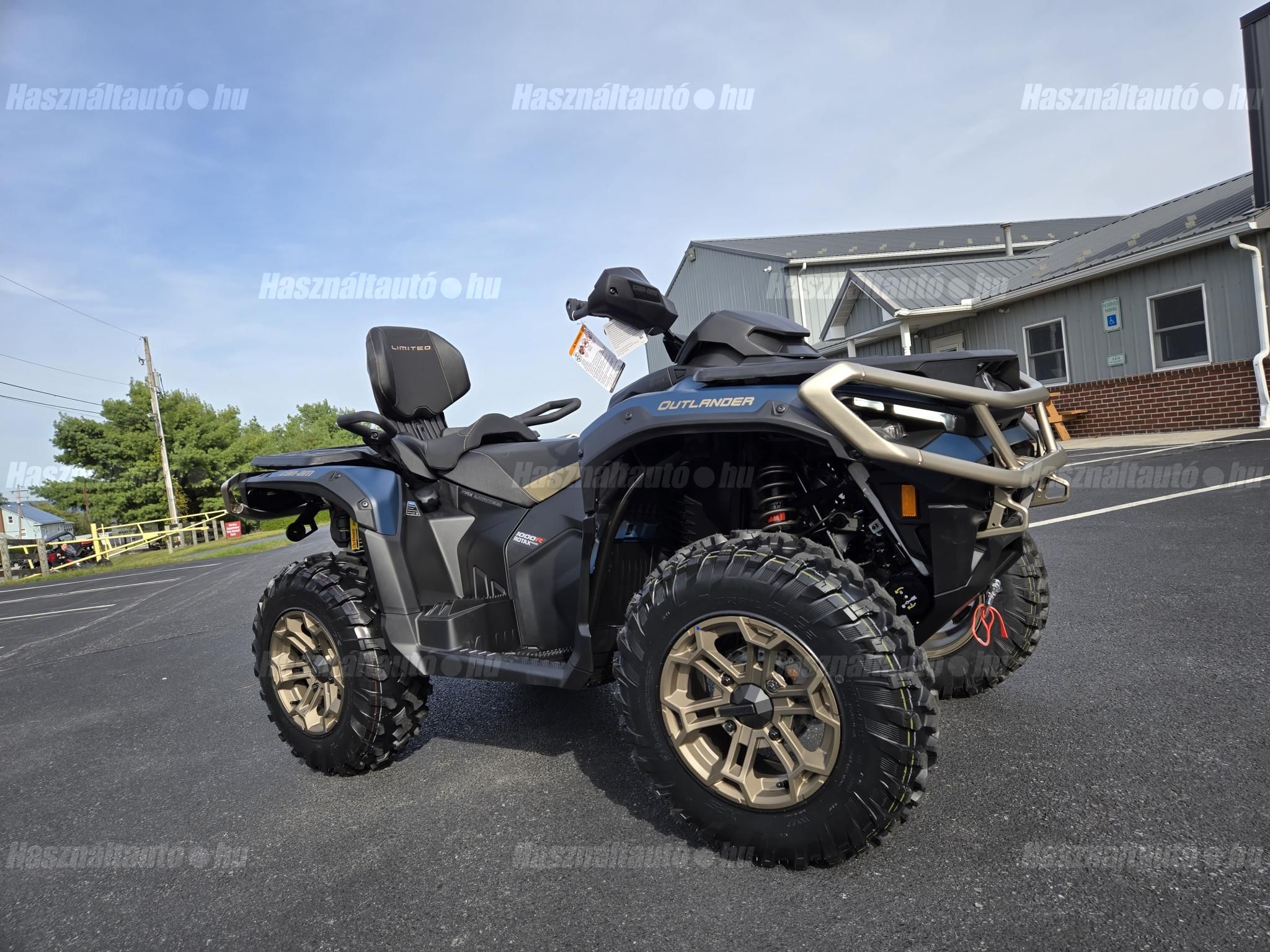 CAN-AM OUTLANDER 2026 - 1