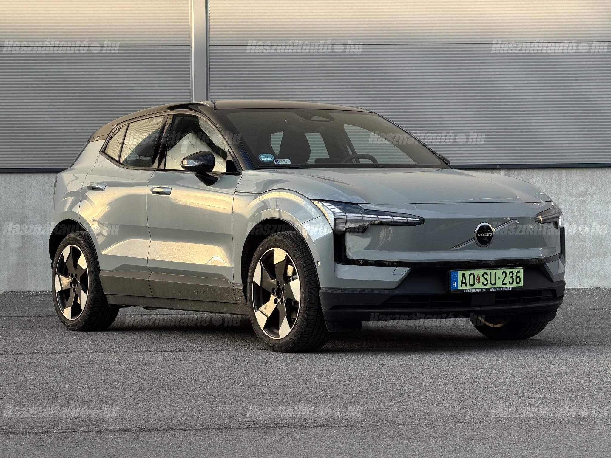 VOLVO EX30 2024/6 - 1