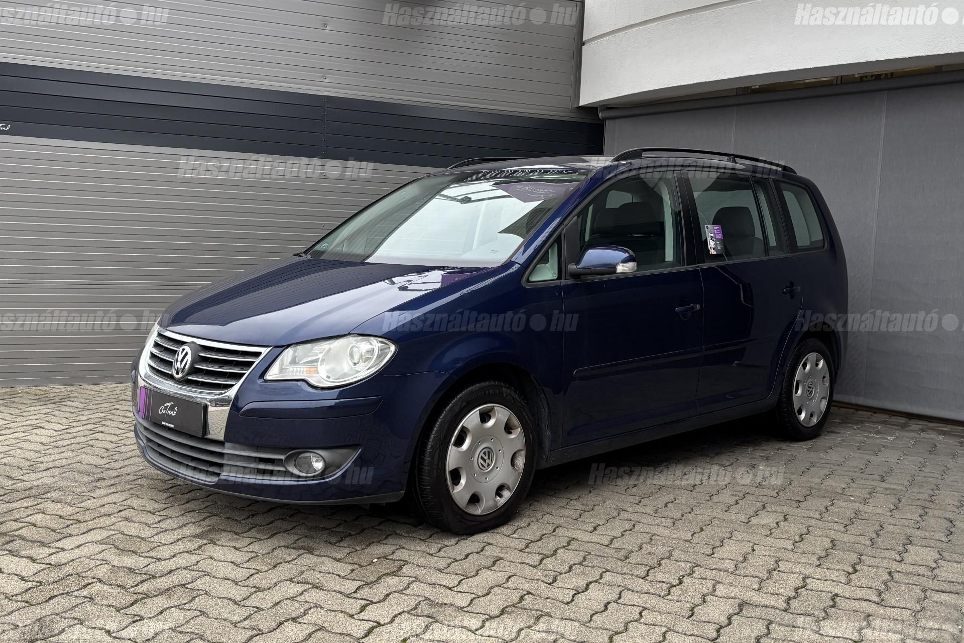 VOLKSWAGEN TOURAN 2008/11 - 1