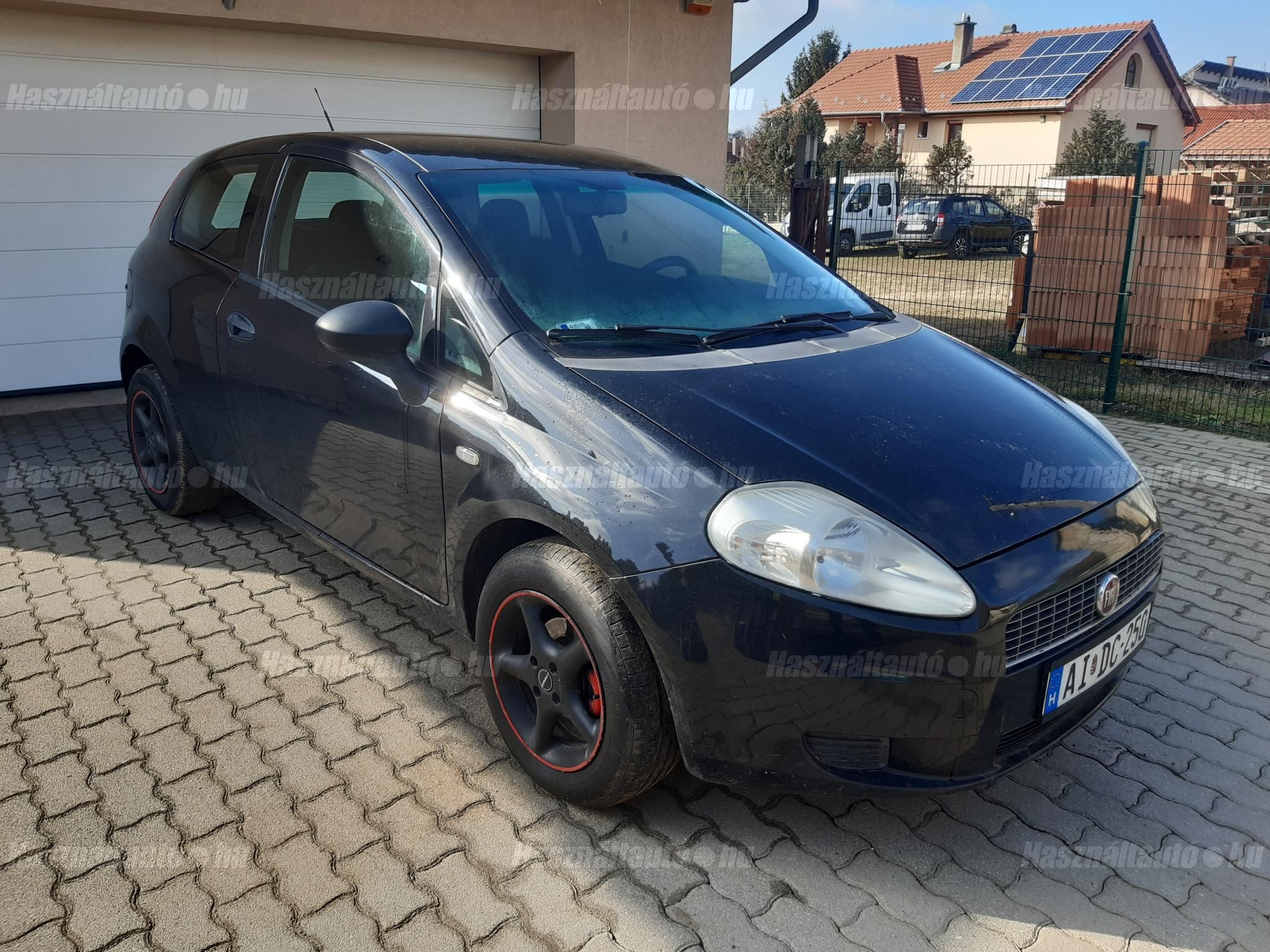 FIAT GRANDE PUNTO 2010/8 - 1