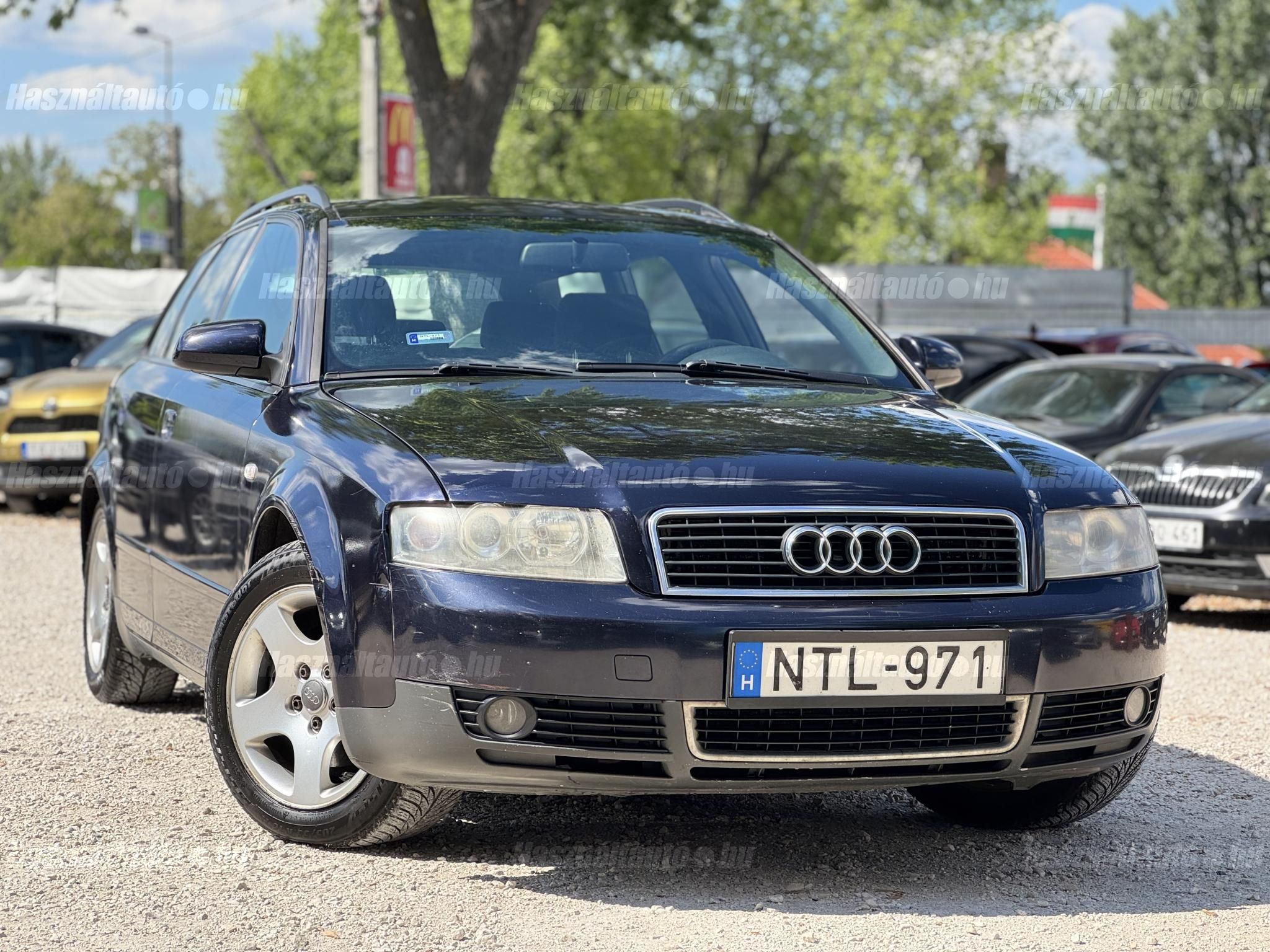 AUDI A4 2002/9 - 1
