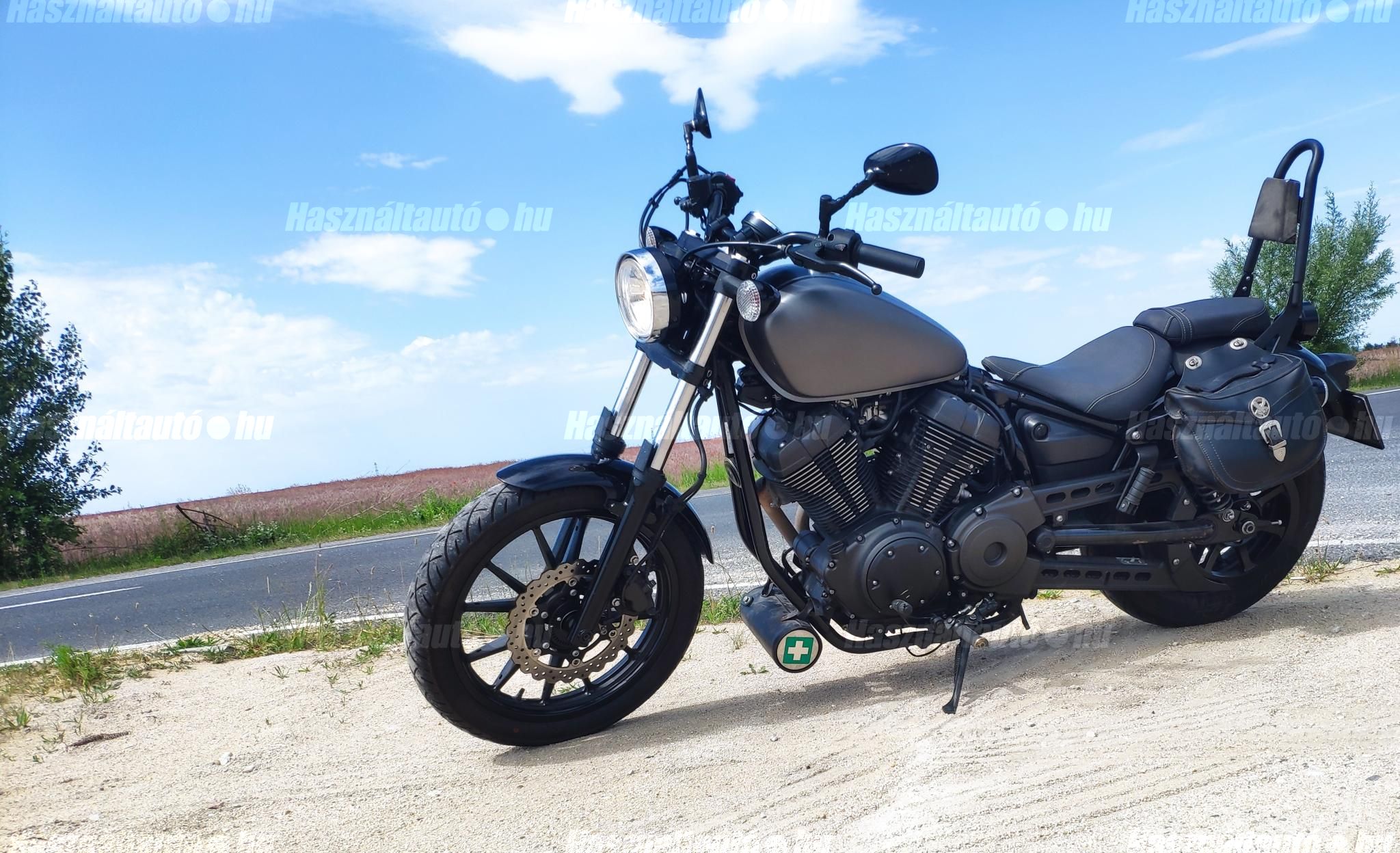 YAMAHA XV 950 R 2015/6 - 1