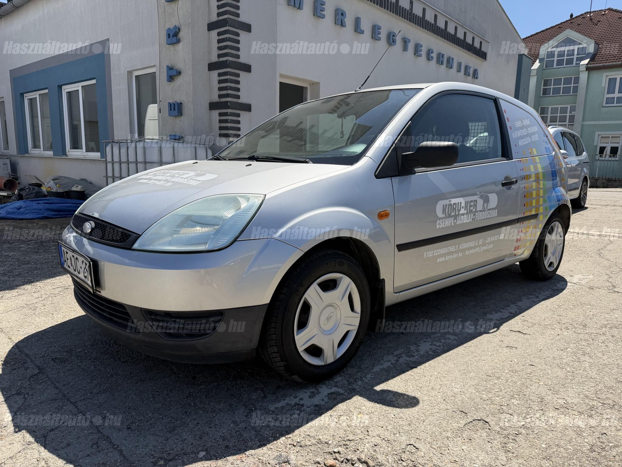 FORD FIESTA 2004/5 - 1